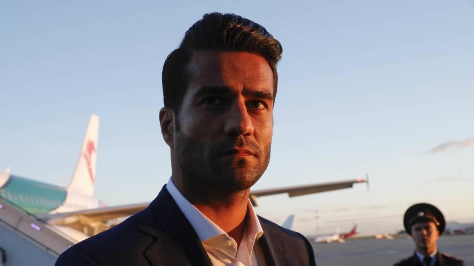 Masoud sale en defensa de las mujeres