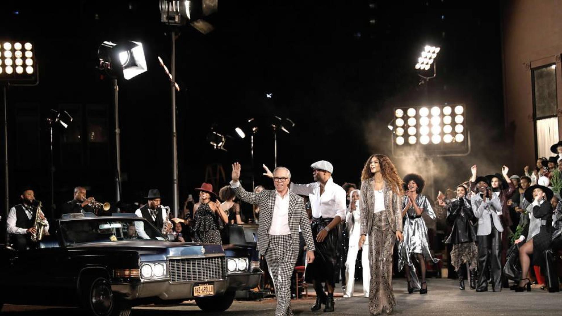 Hilfiger y Zendaya recrean el glamur de los 70 en el Apollo de Nueva York