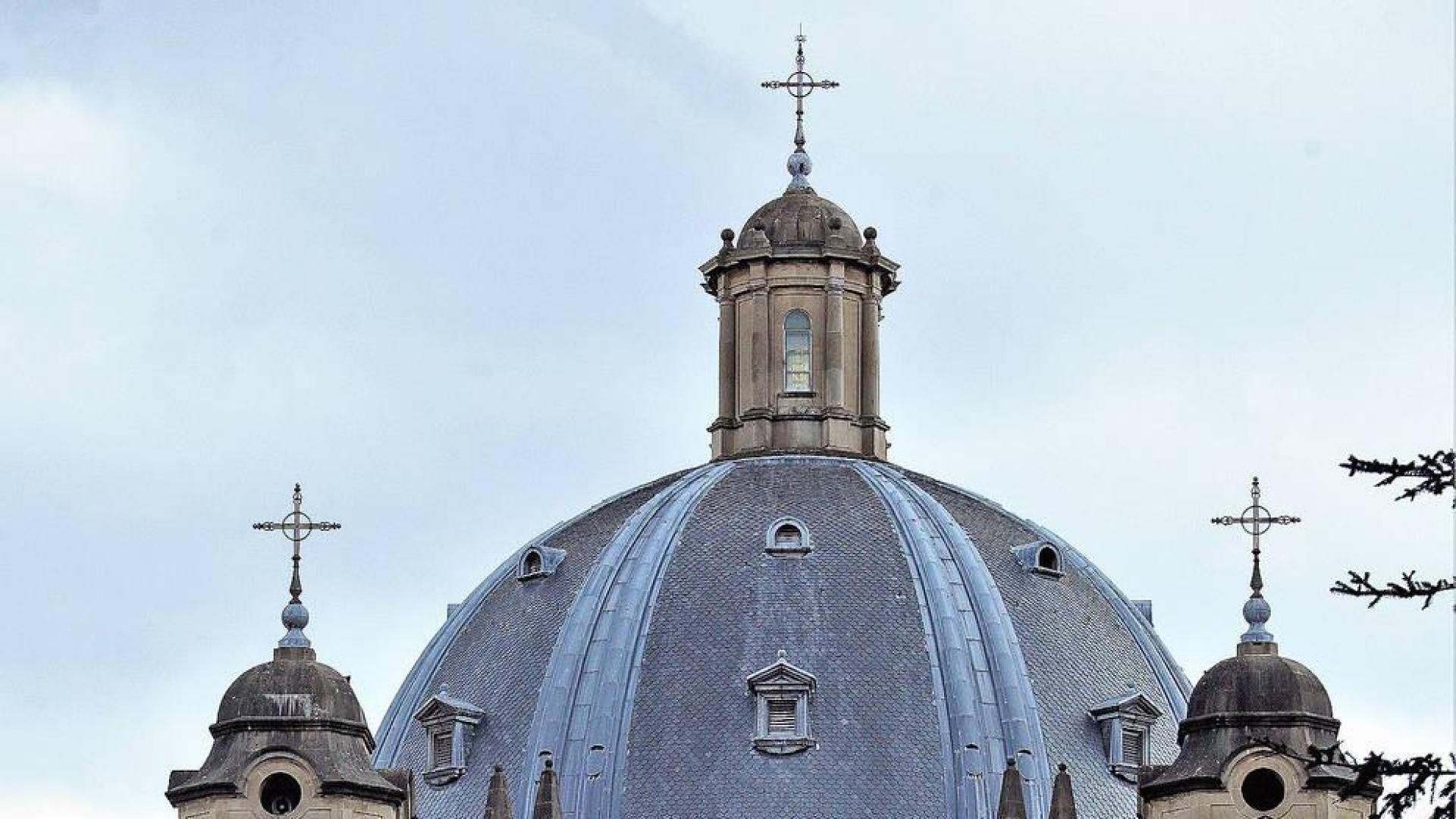 El Gobierno municipal descartará ideas que planteen derribar Los Caídos