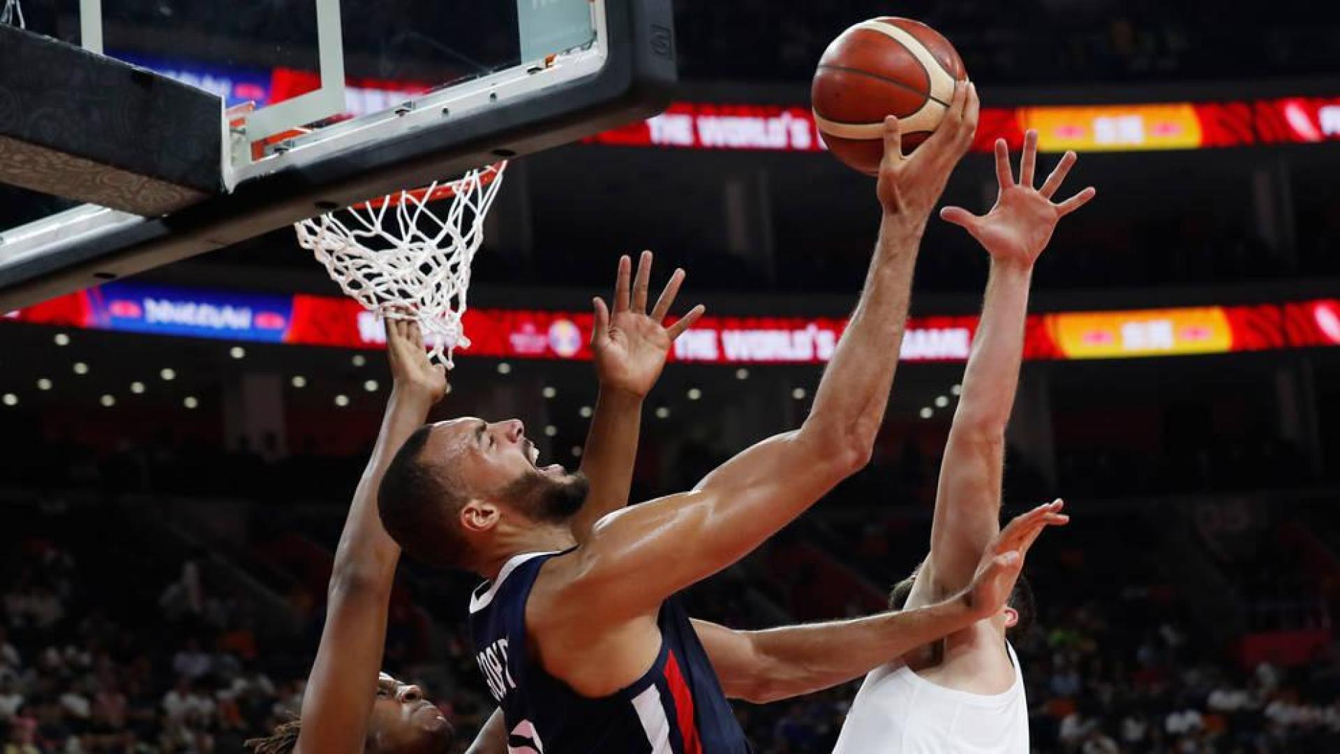 Rudy Gobert, uno de los destacados en la victoria francesa.