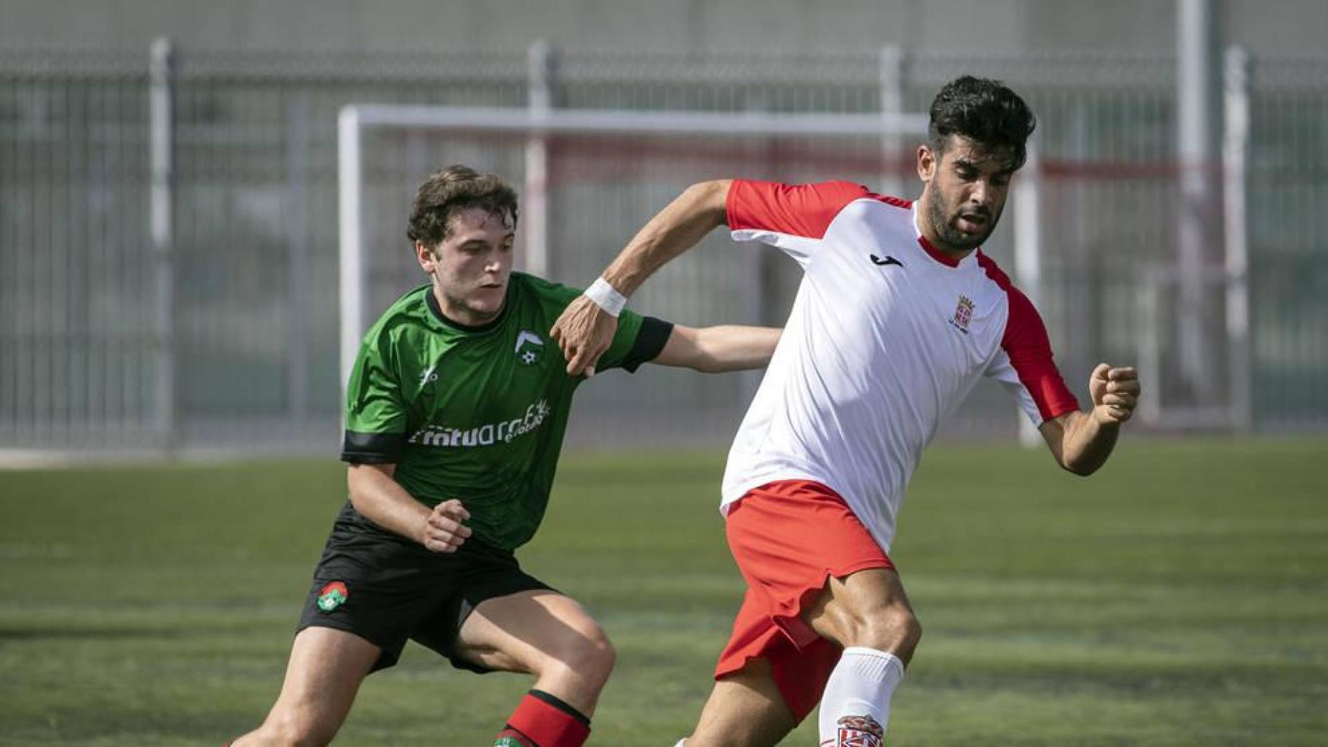 El San Jorge-Etxarri Aranatz termina con goleada (5-1) y cuatro penaltis