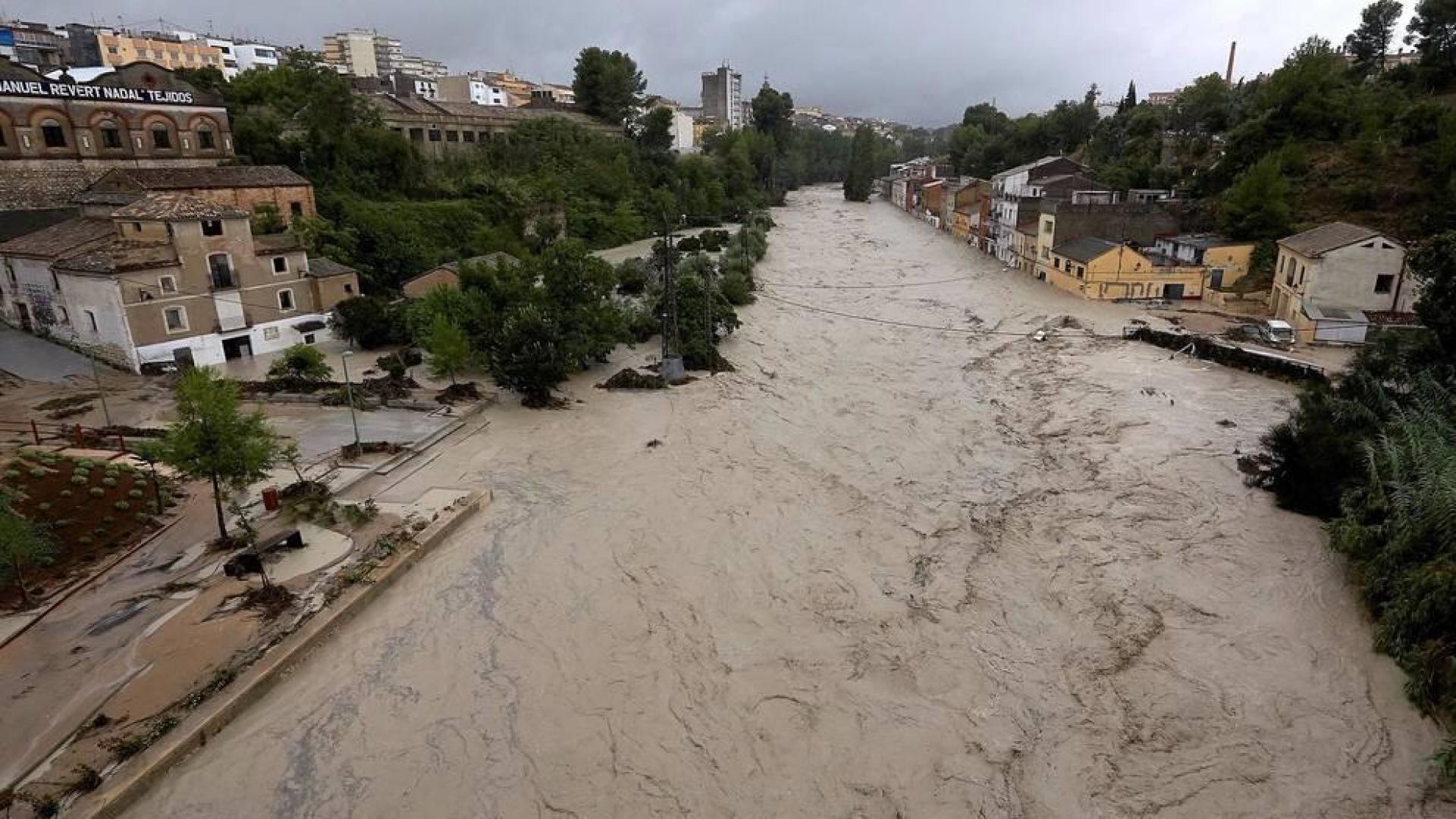 La gota fría azota el sureste peninsular y causa 2 muertos y numerosos daños