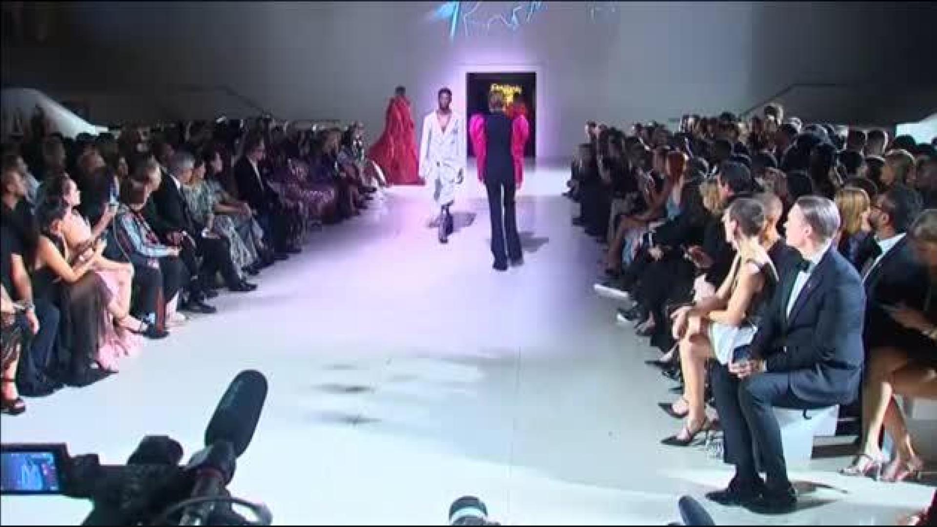 Naomi Campbell vuelve a la pasarela