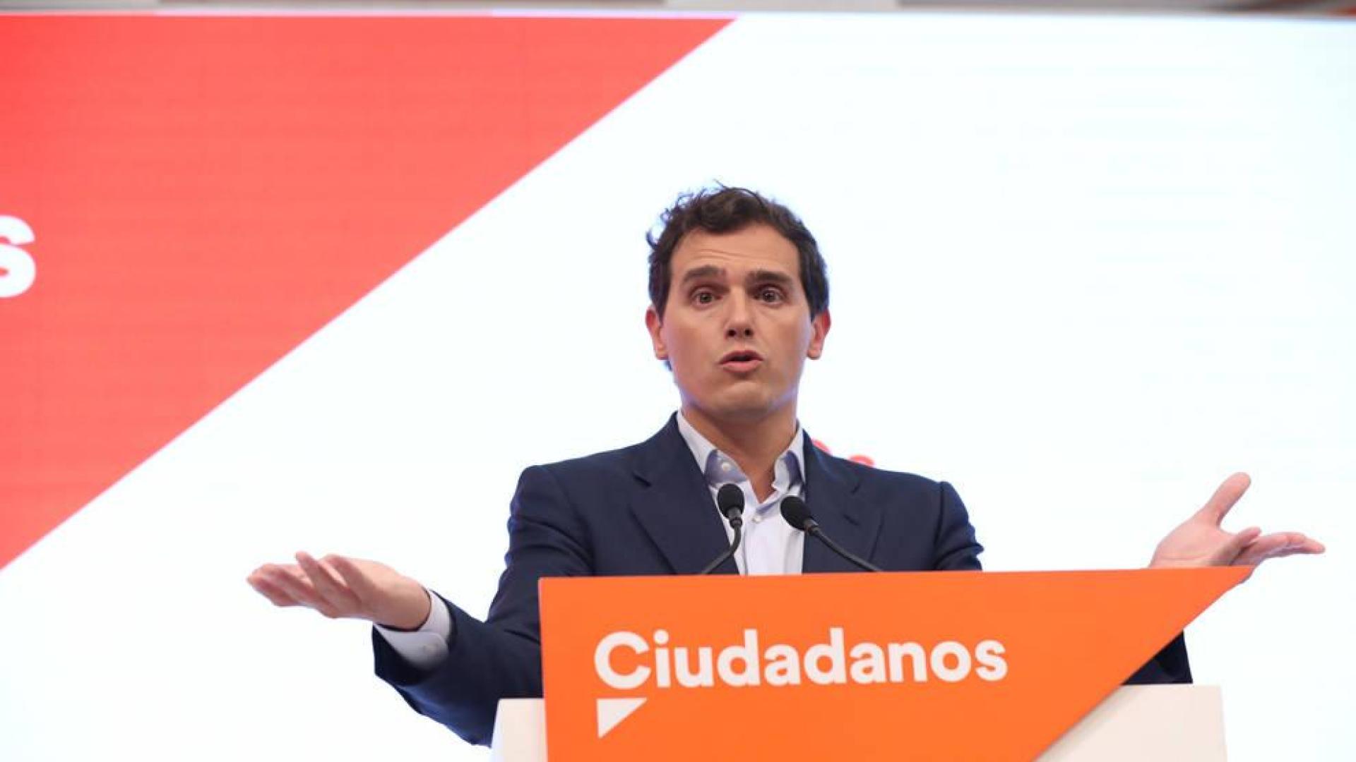 Rivera pide a Sánchez reunirse para discutir sus condiciones para abstenerse