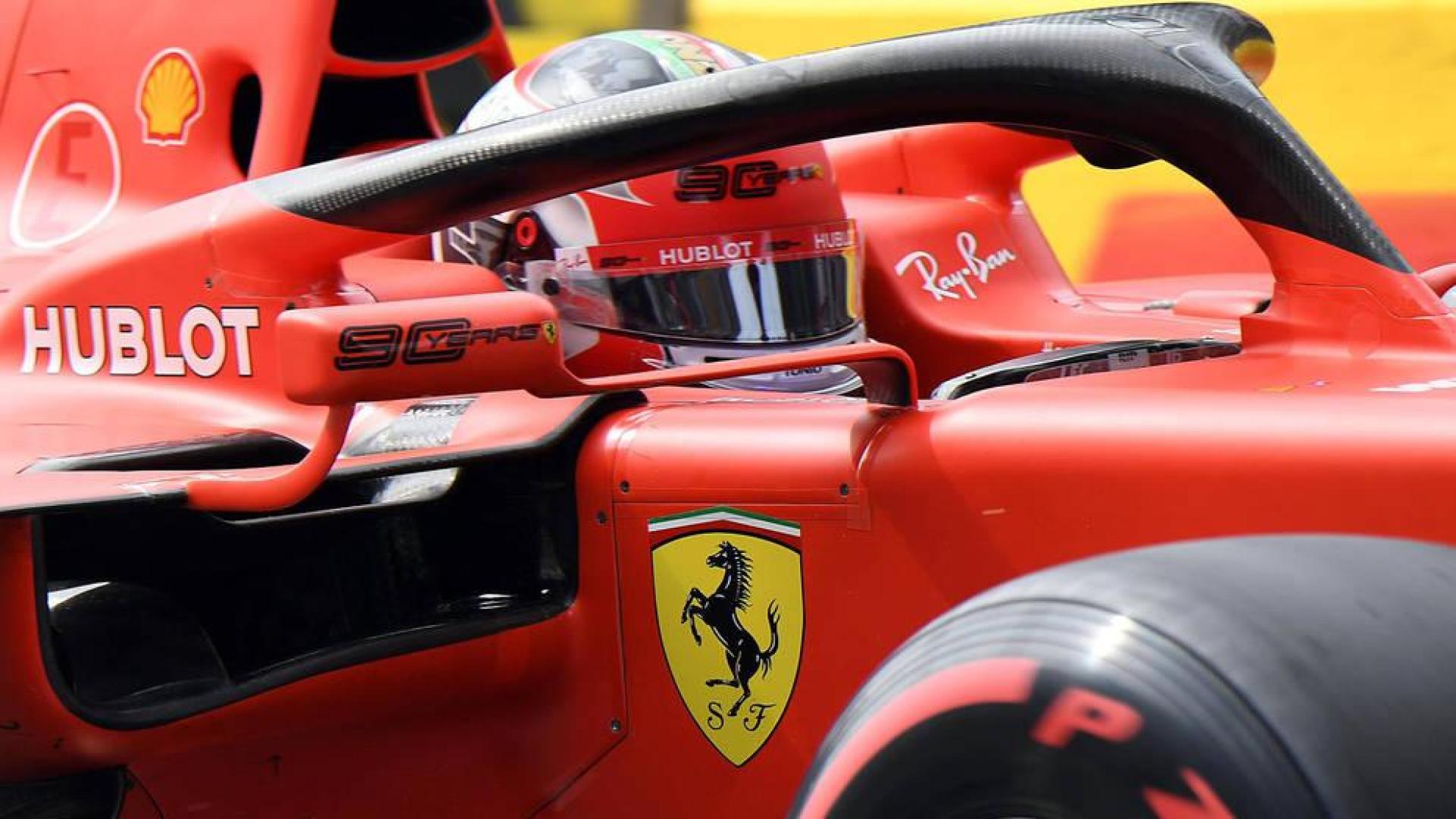 Charles Leclerc, a bordo de su Ferrari en la clasificación en Monza.