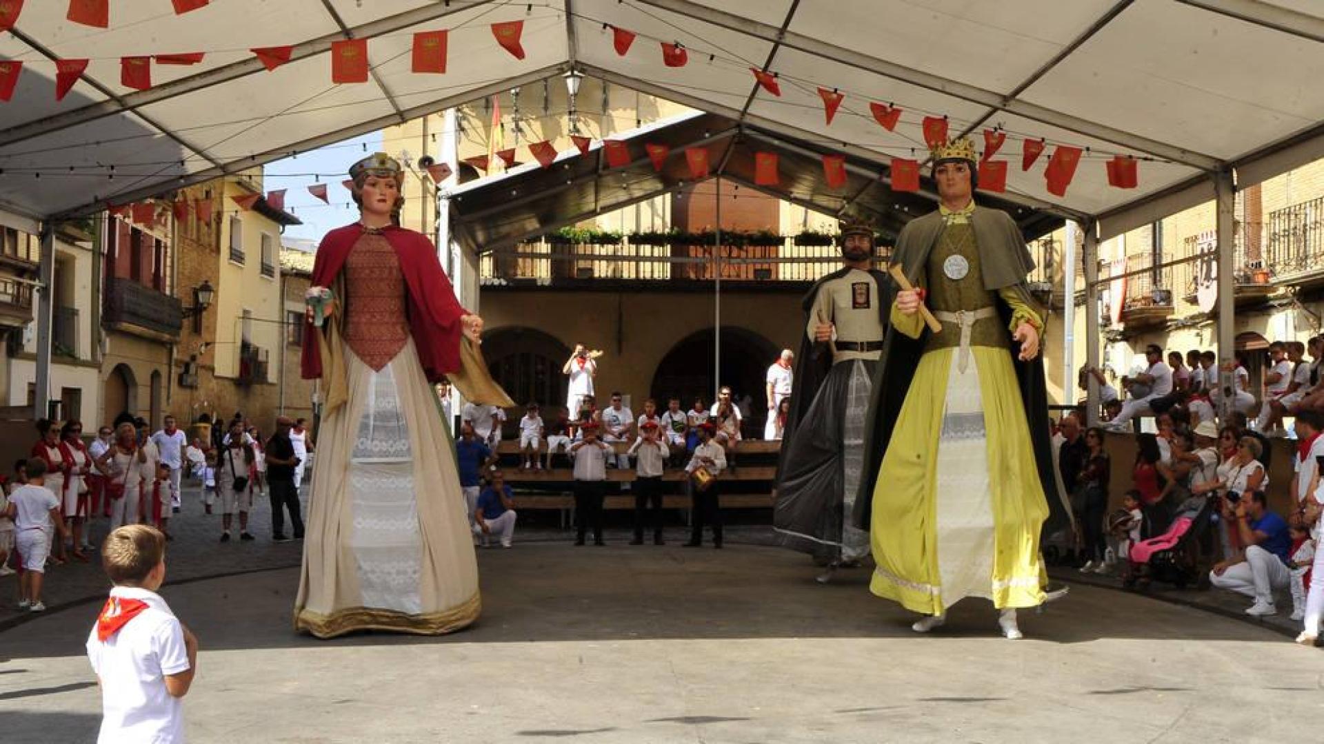 Los cuatro gigantes de Olite se despiden