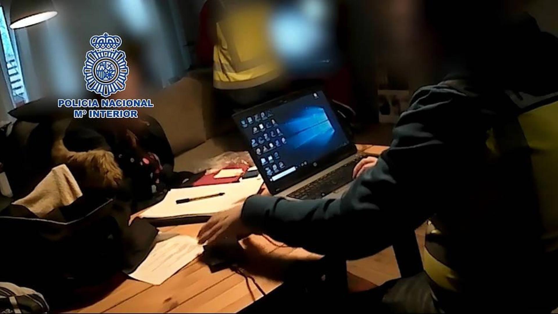 Detenido en Sevilla el líder de una red internacional de pedófilos en Internet
