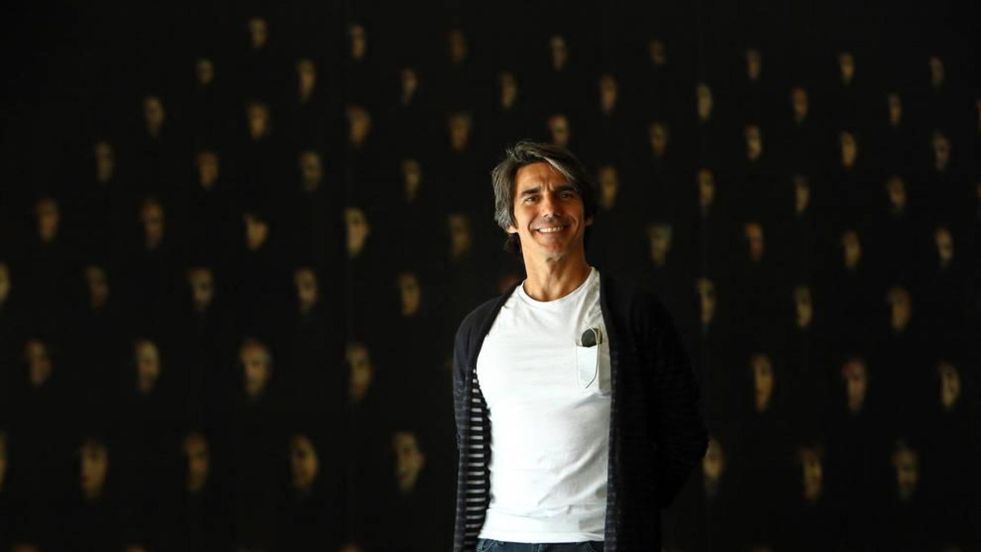 Joaquín de Luz, posando este martes en el vestíbulo de Baluarte.