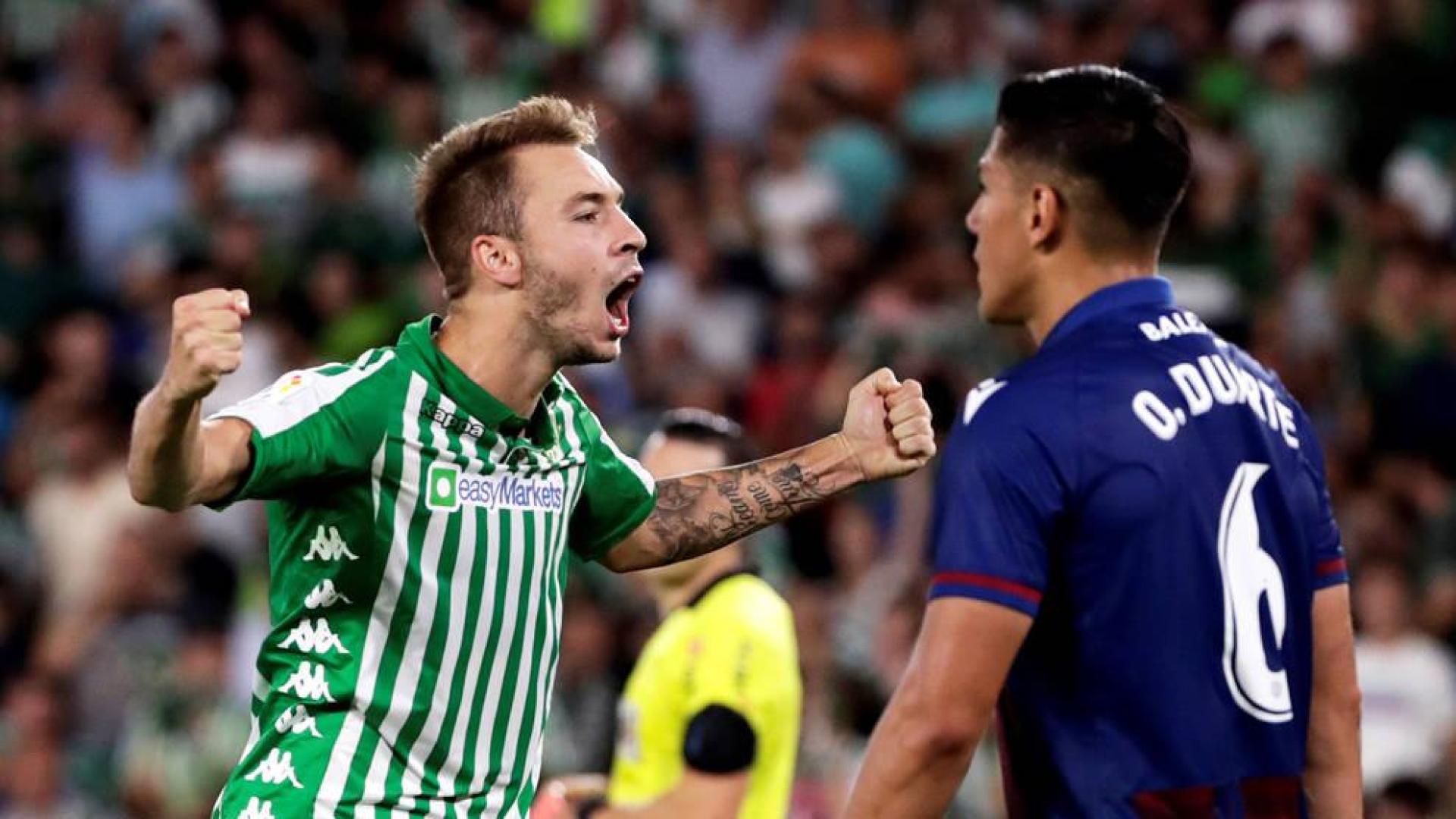Loren capitanea la remontada bética contra el Levante