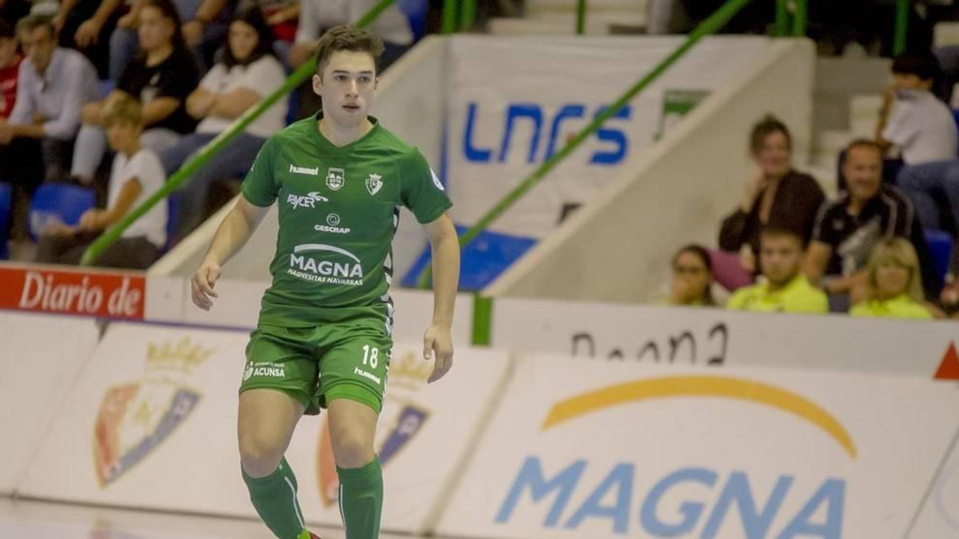 Ion Cerviño, el más joven en jugar con el Xota en Primera