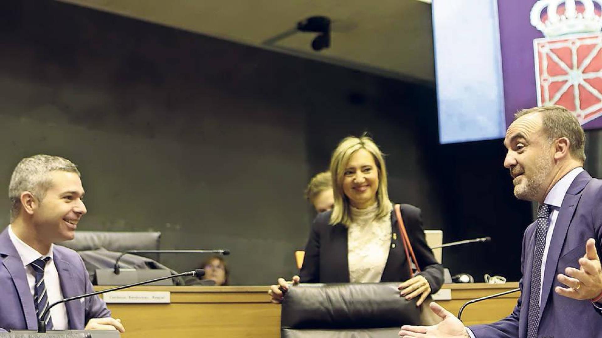 Esparza afirma que Chivite está siguiendo la política de Barkos