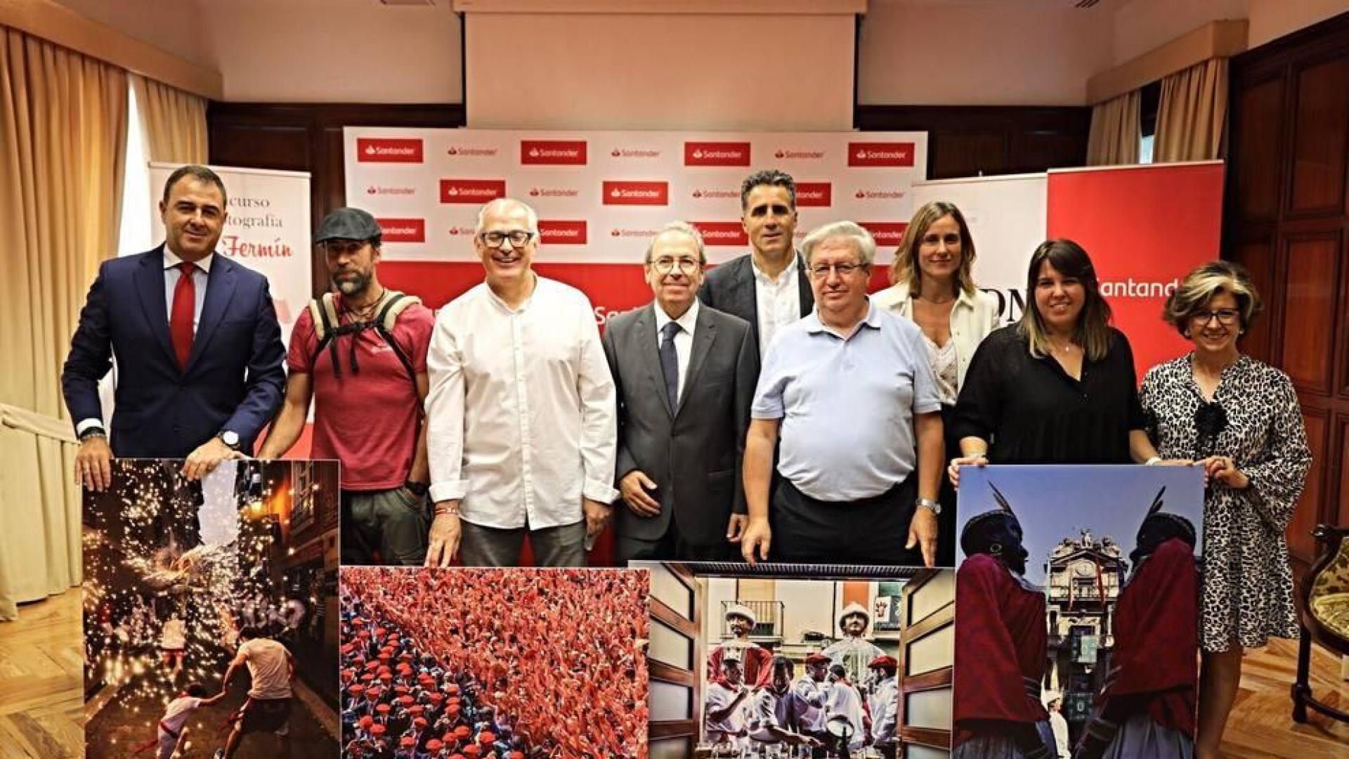 '¡Chupinazo en diagonal!' gana el VI Concurso de Fotografía San Fermín 2019