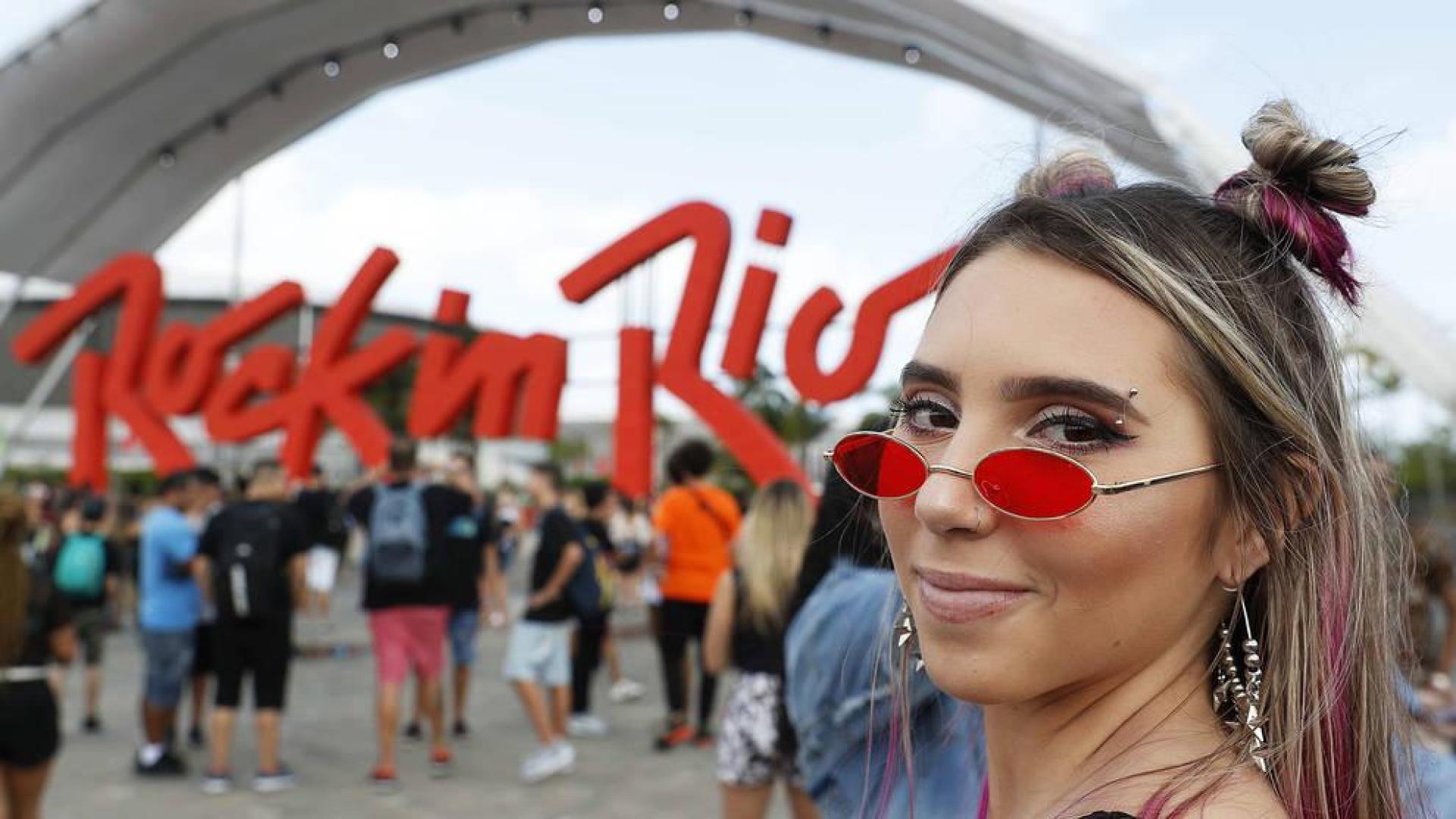 La lluvia no impide vibrar a los asistentes al concierto de Drake en Rock in Río