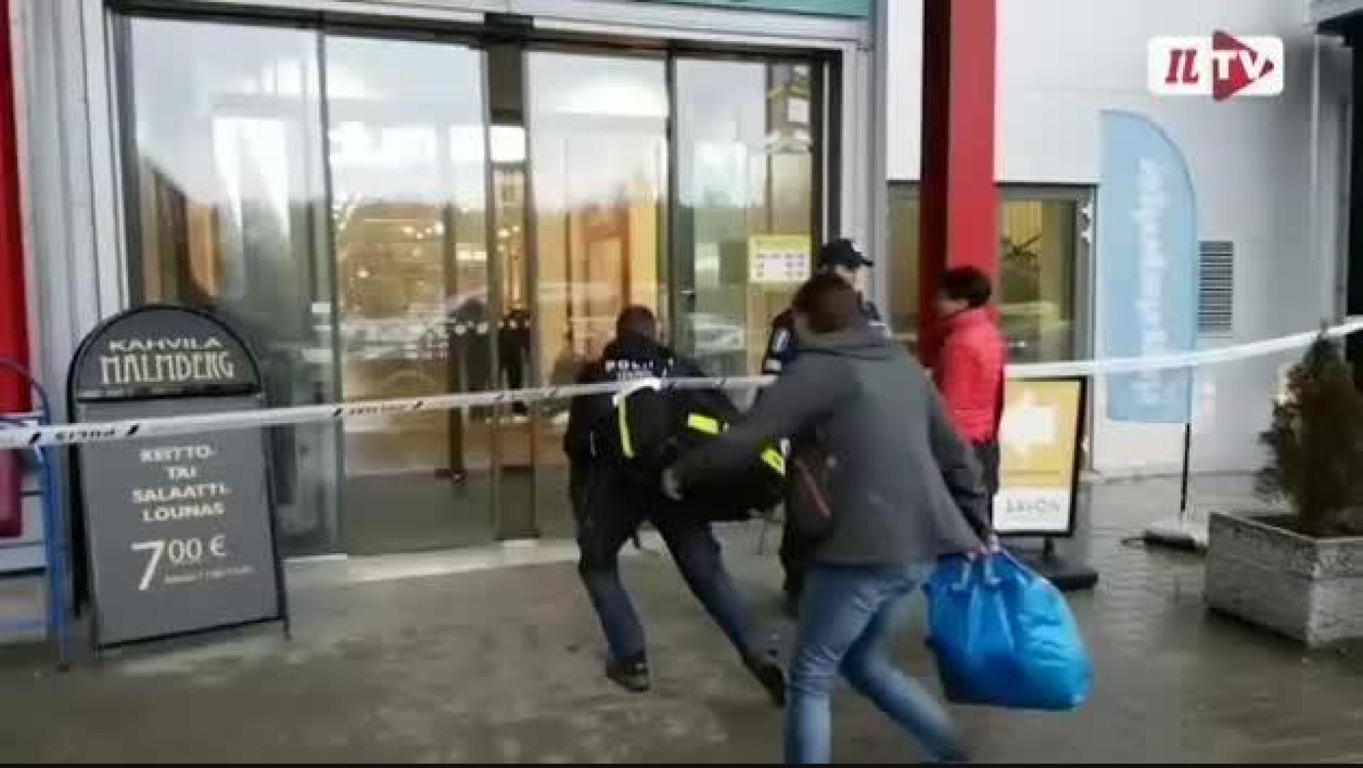 Un hombre entra armado con una espada a una escuela en Finlandia y mata a una persona