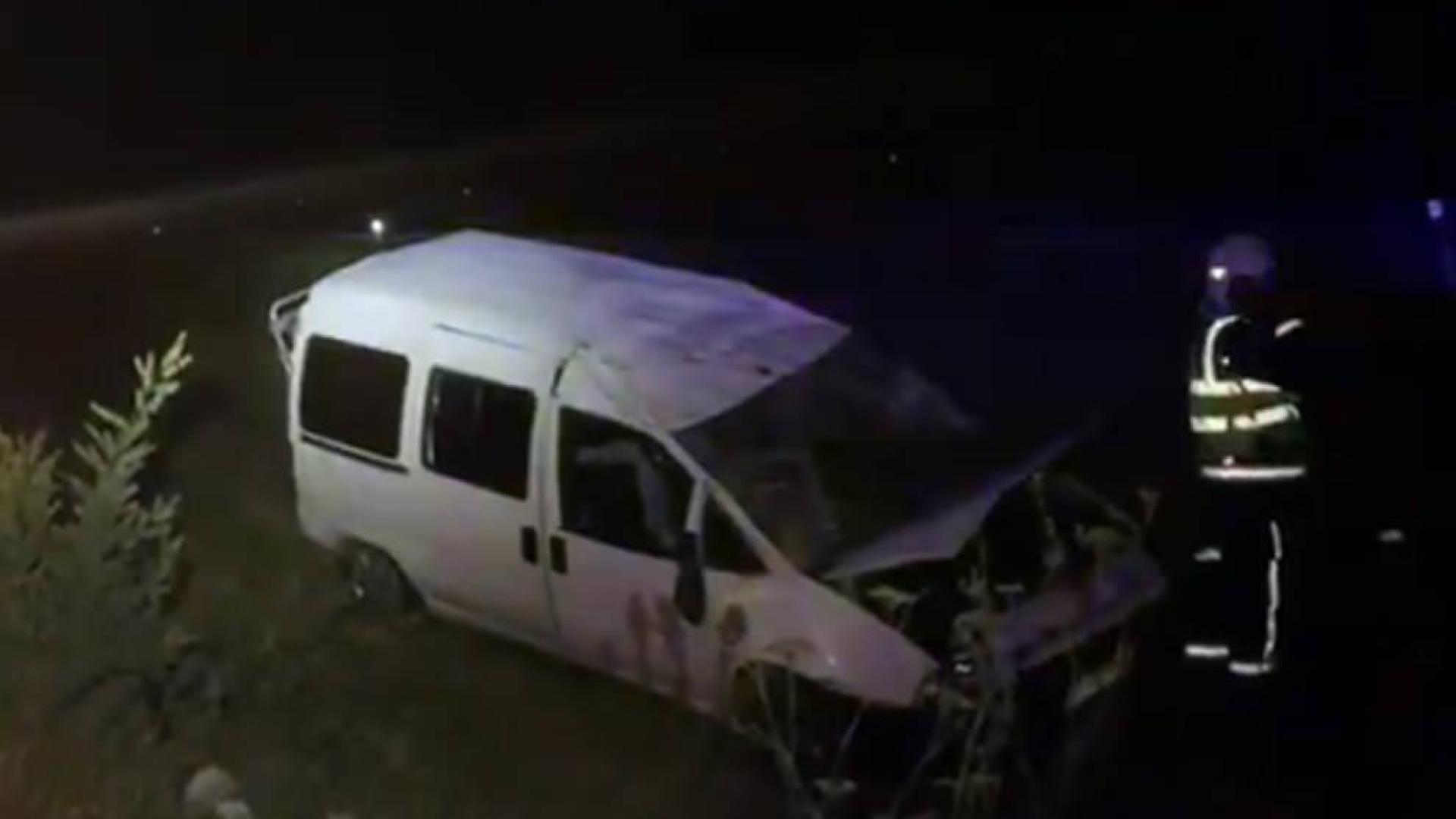 Herido un conductor tras salirse con su furgoneta de la AP-15 en Marcilla