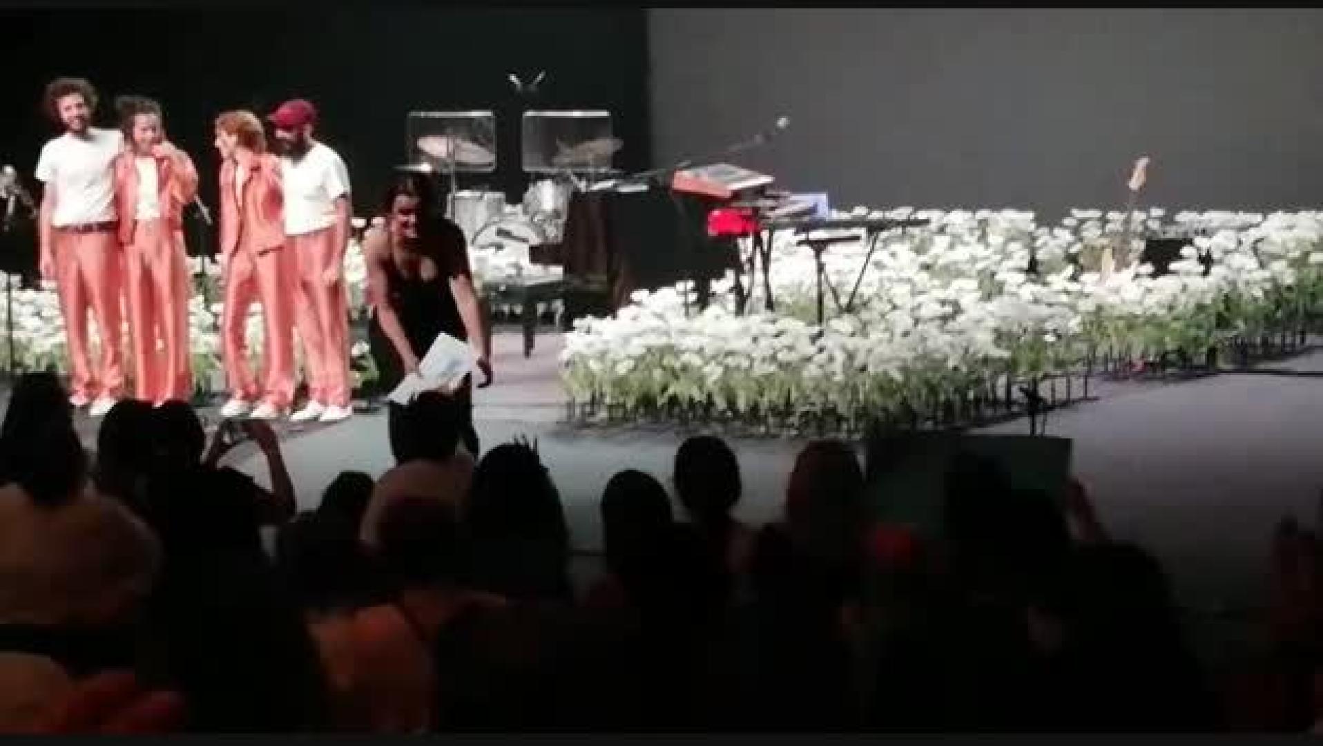 Amaia termina su segunda noche en Pamplona como una rojilla más