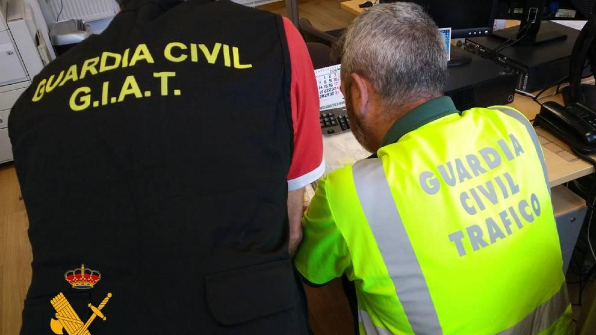 Investigan a 31 marroquíes por falsear carnés para poder conducir en España