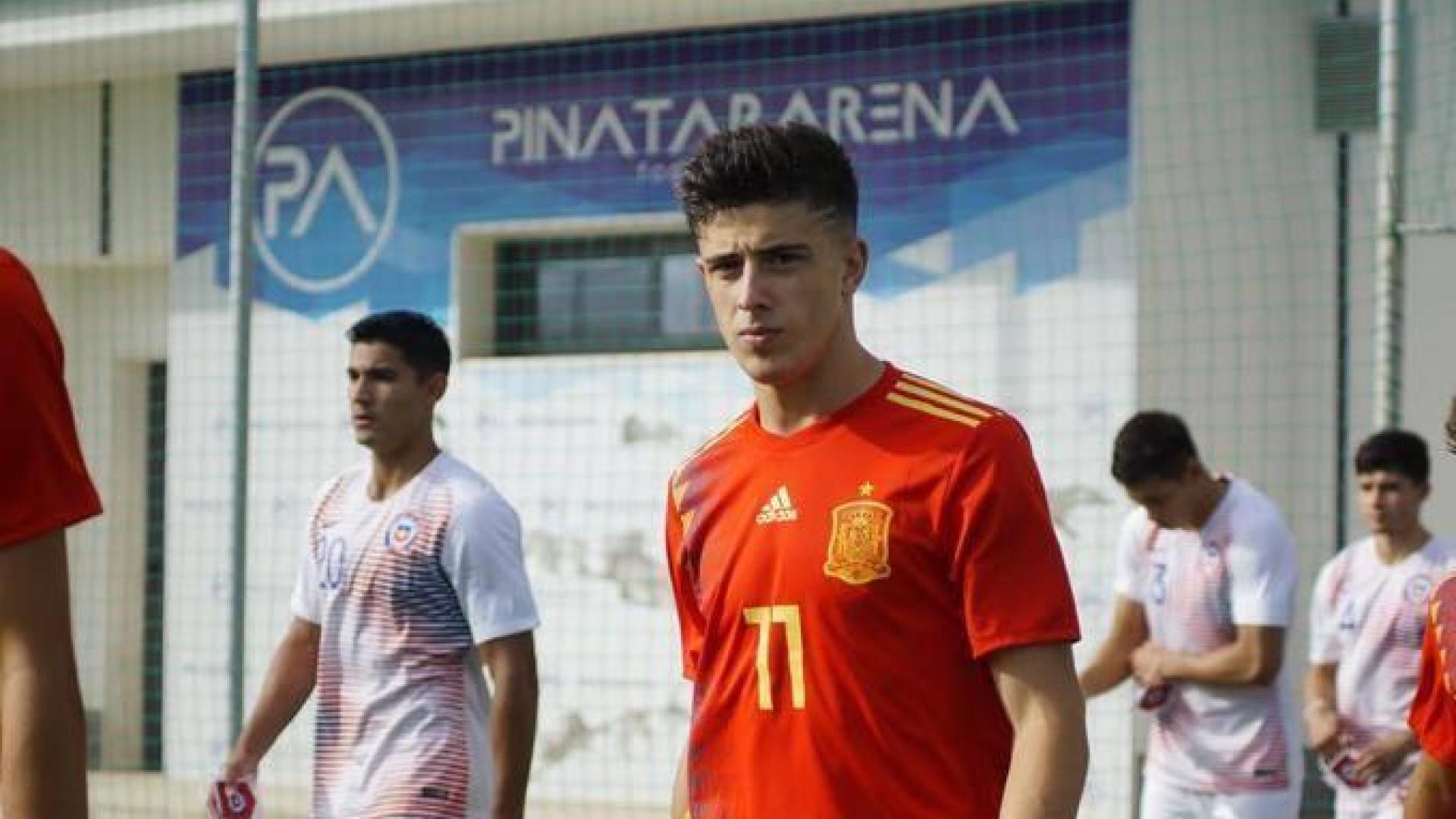 El ex de Osasuna Nico Serrano deslumbra con la sub 17