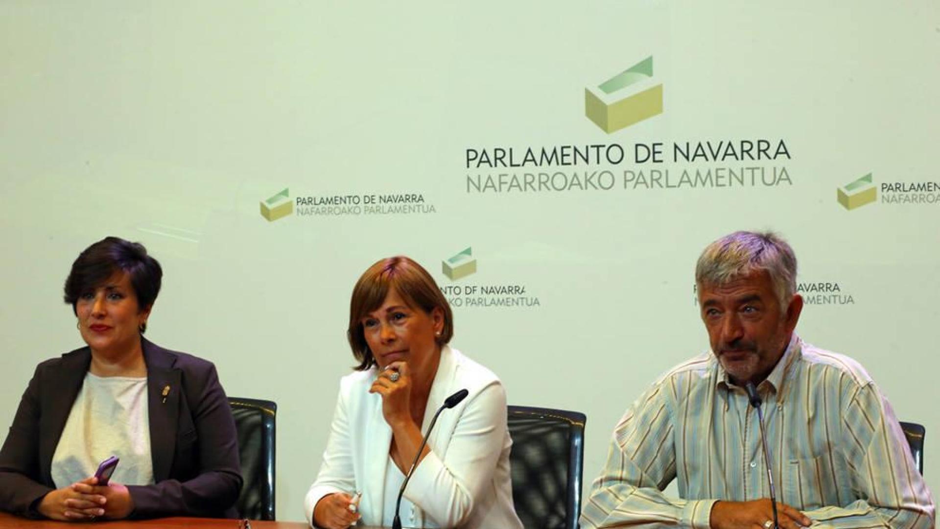 Barkos cuestiona la viabilidad del compromiso de Chivite con las madres y el IRPF