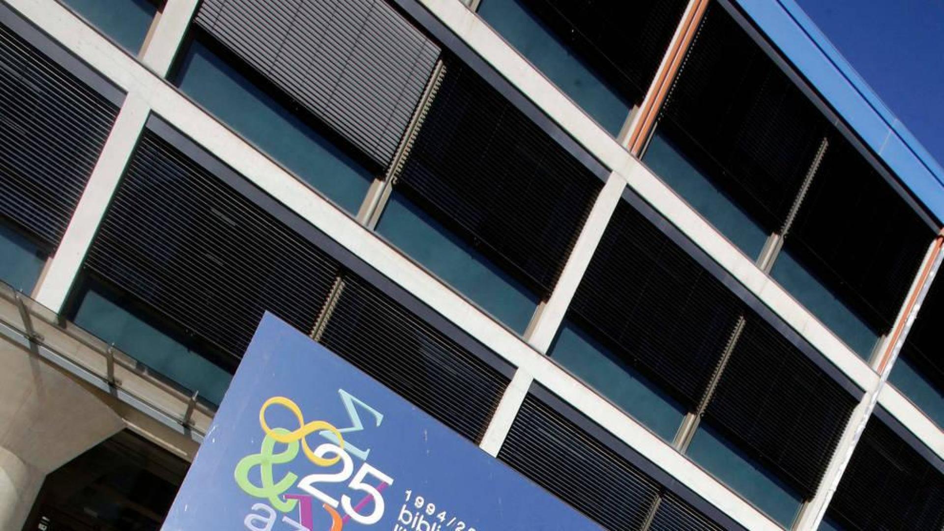 La biblioteca es un híbrido de presencia física y digital en el campus de la UPNA
