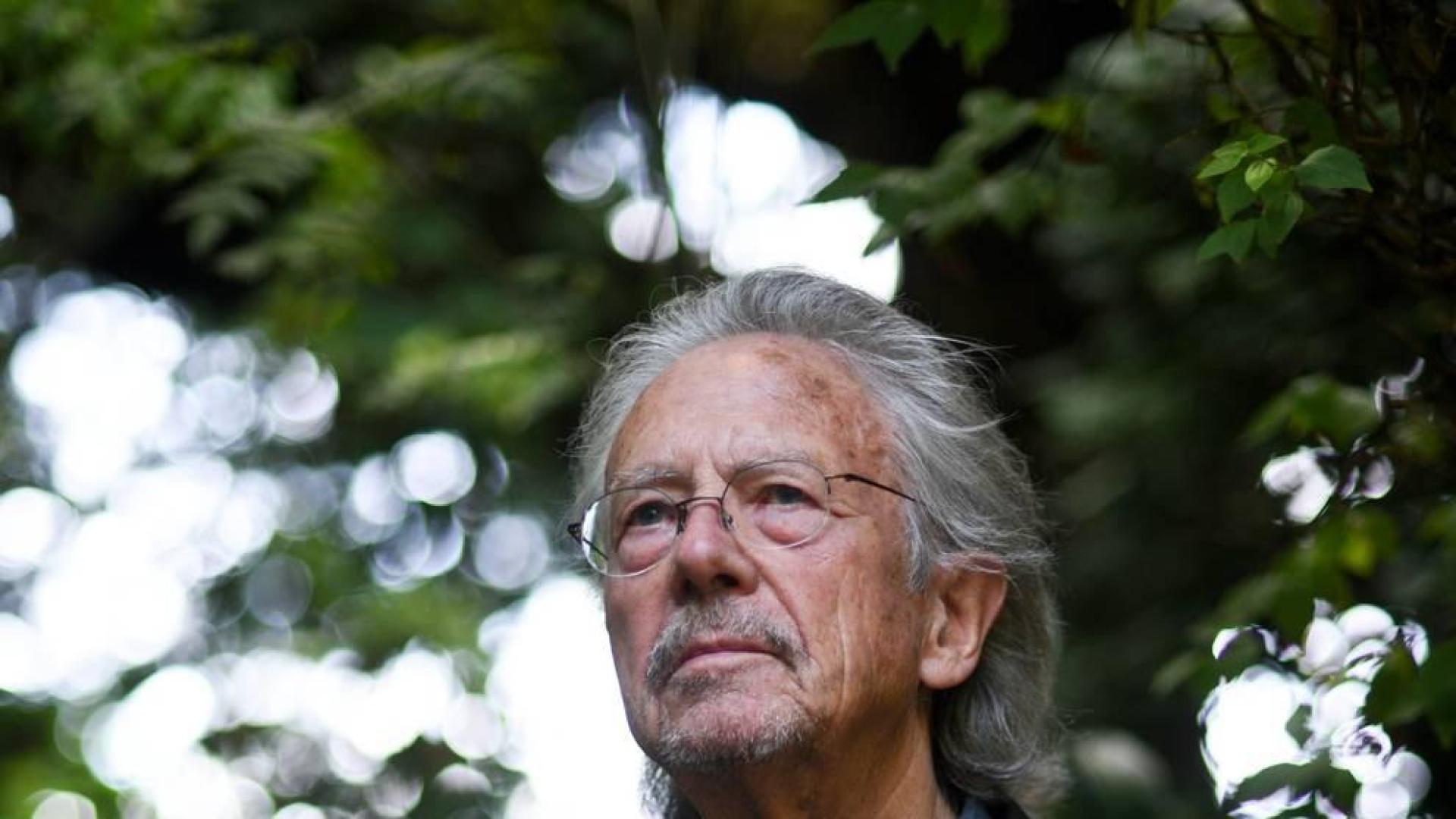 Peter Handke, un Nobel de Literatura ferviente seguidor del CD Numancia