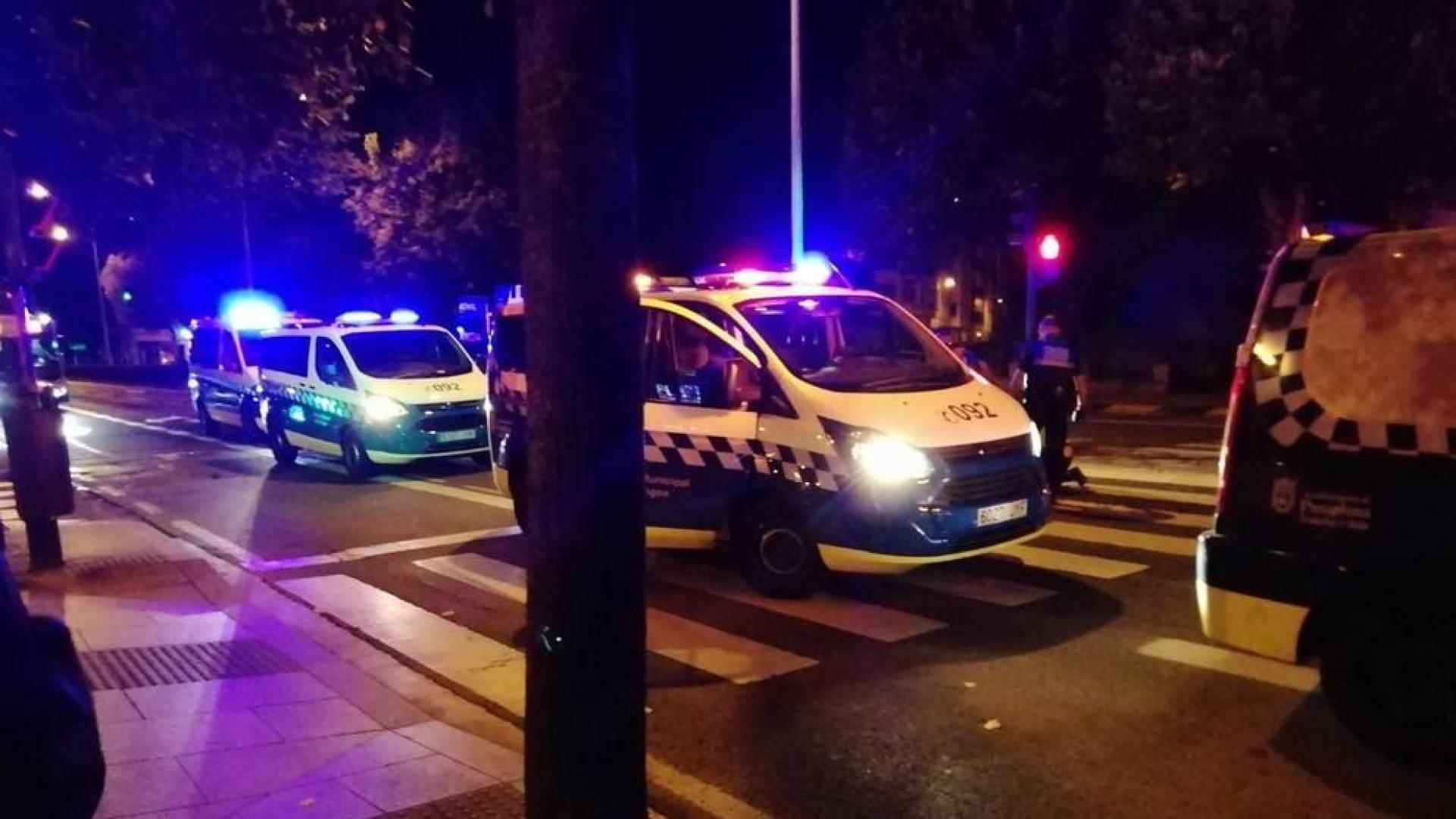 Herido grave un hombre al ser atropellado cuando cruzaba un paso de cebra en rojo en Pamplona