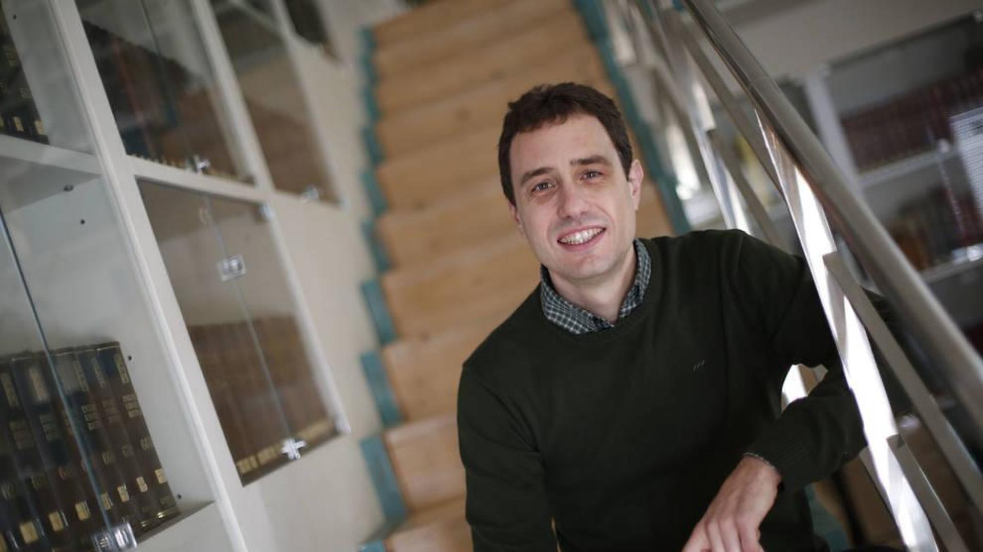 El pamplonés Jesús Bañales, investigador en la cima