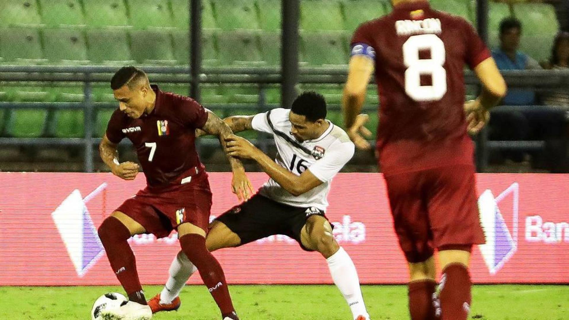 El jugador del Granada Álex Martínez recibe el alta dos meses y medio después