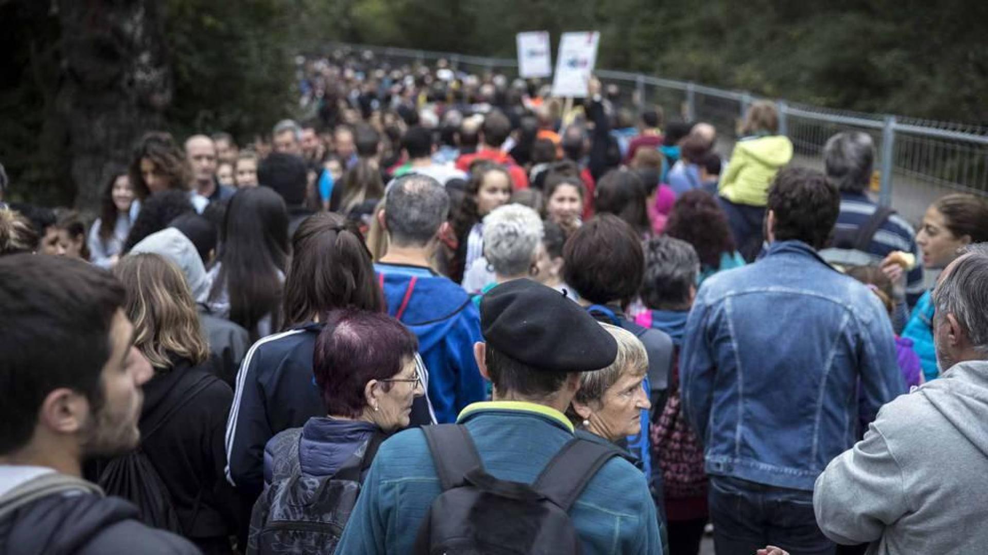 Miles de personas participan en el Nafarroa Oinez que se celebra este domingo en Alsasua
