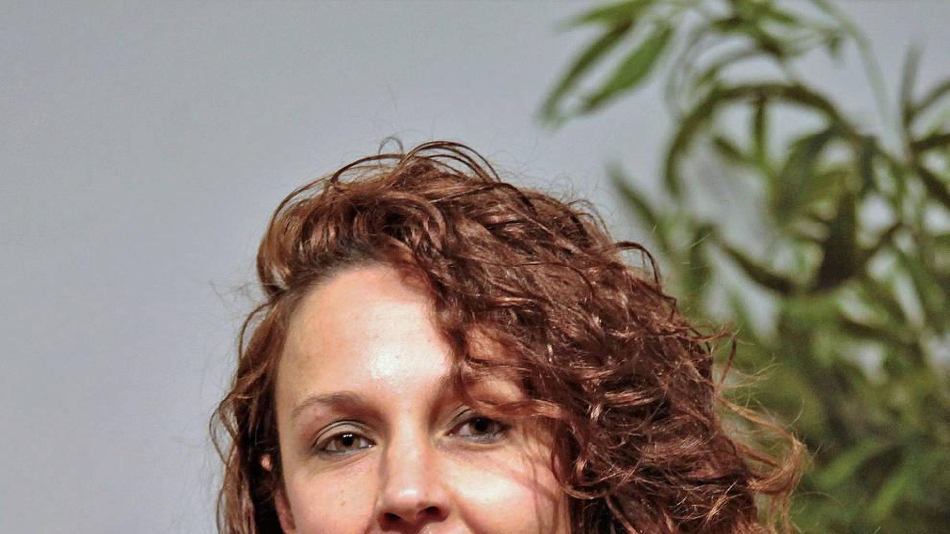Sabina Urraca: “Si la escritura no me hiciera sufrir tanto, perdería parte de su encanto”