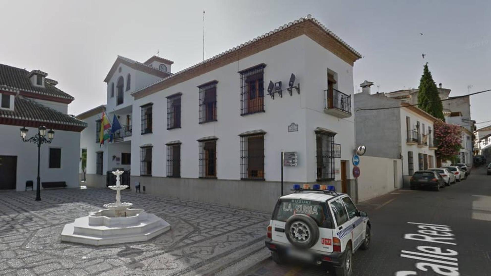 Plaza del Ayuntamiento de La Zubia, en Granada.
