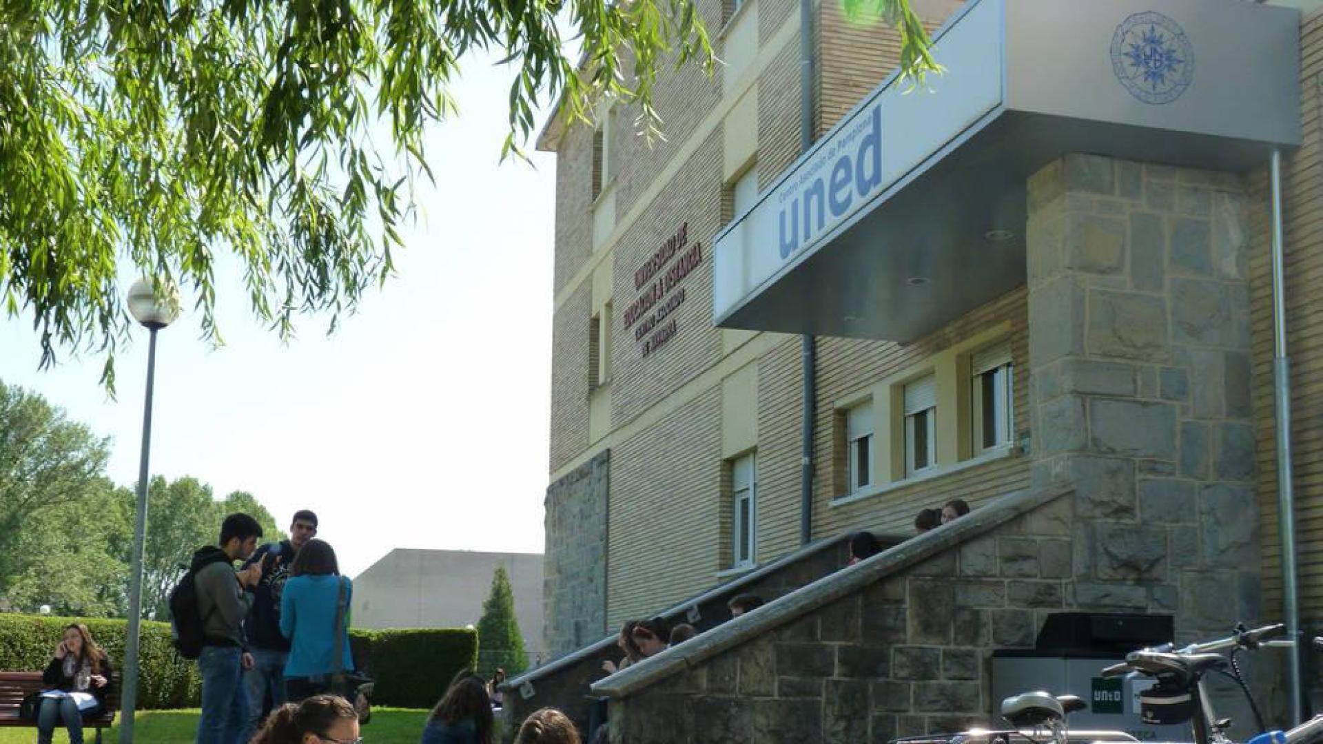 UNED Pamplona proporciona una segunda vida universitaria a más de 4.000 estudiantes
