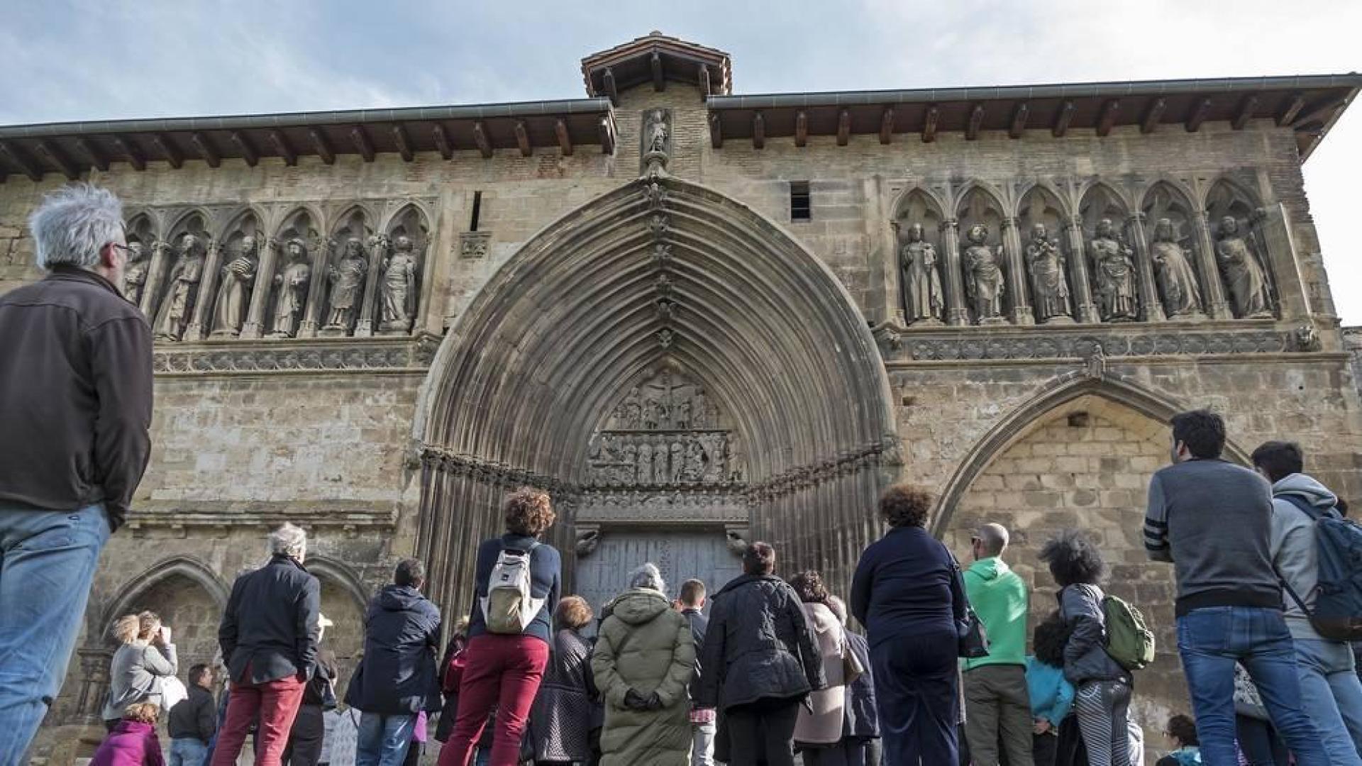 Un taller para descubrir la escultura gótica de Estella