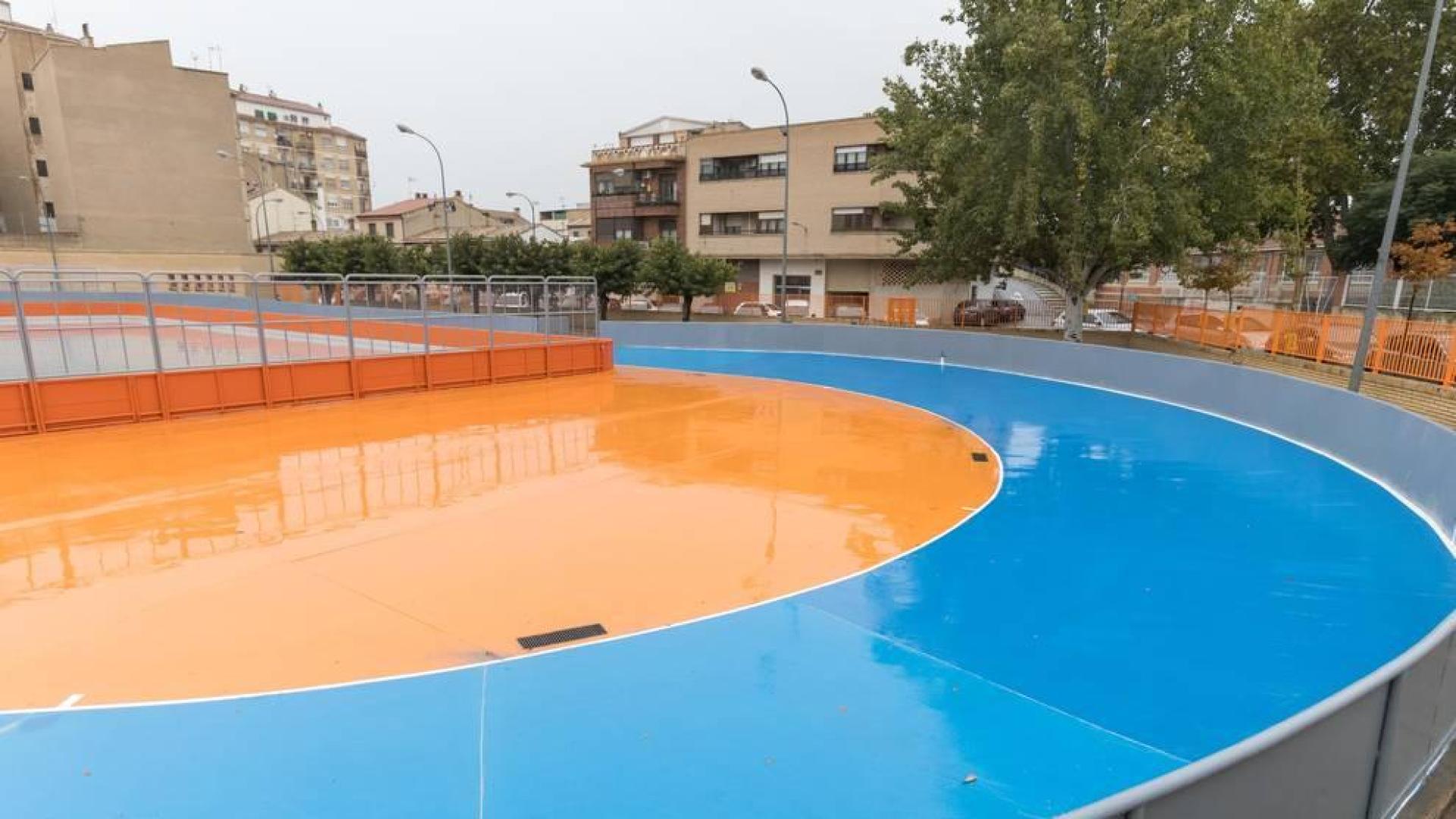 Los clubes usuarios del Patinódromo, de Tudela, a la espera de su reapertura