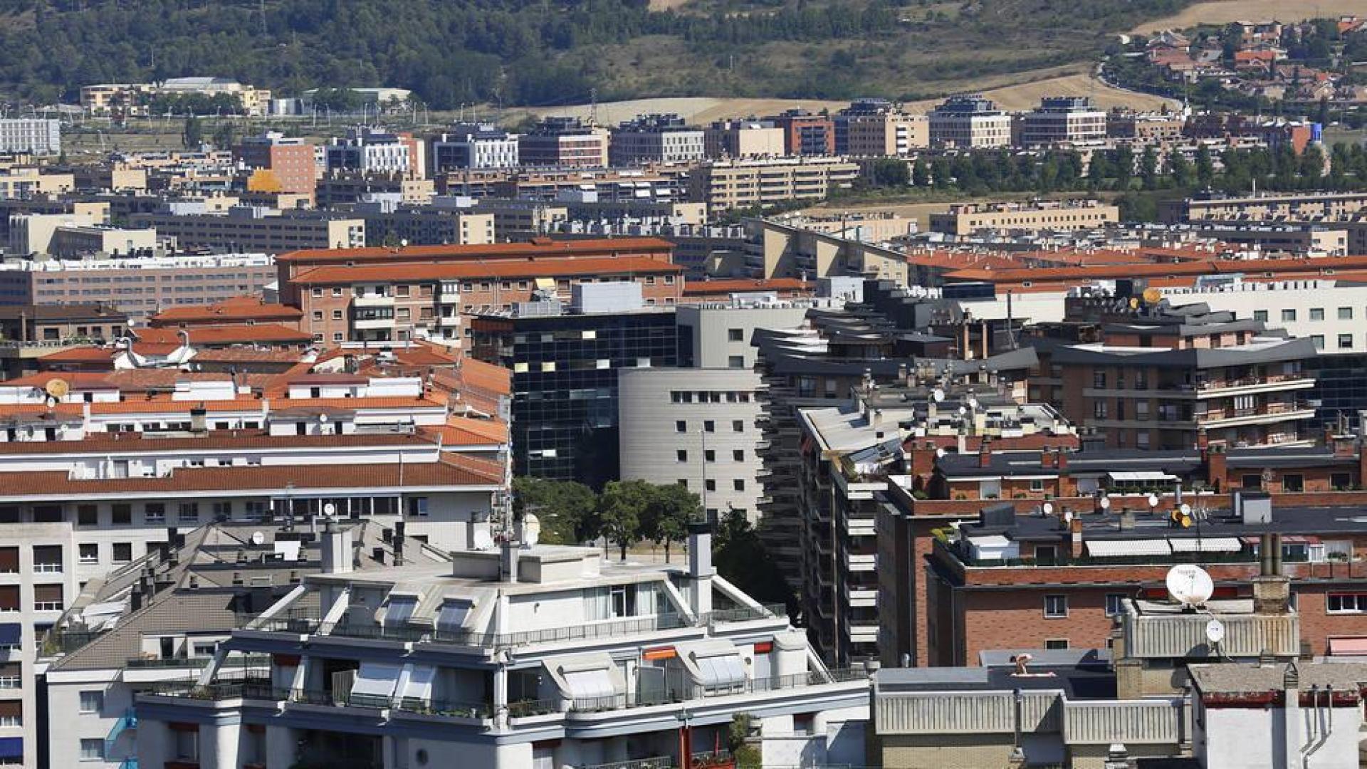 Iturrama y San Juan: Todos los servicios y a un paso del centro de la ciudad