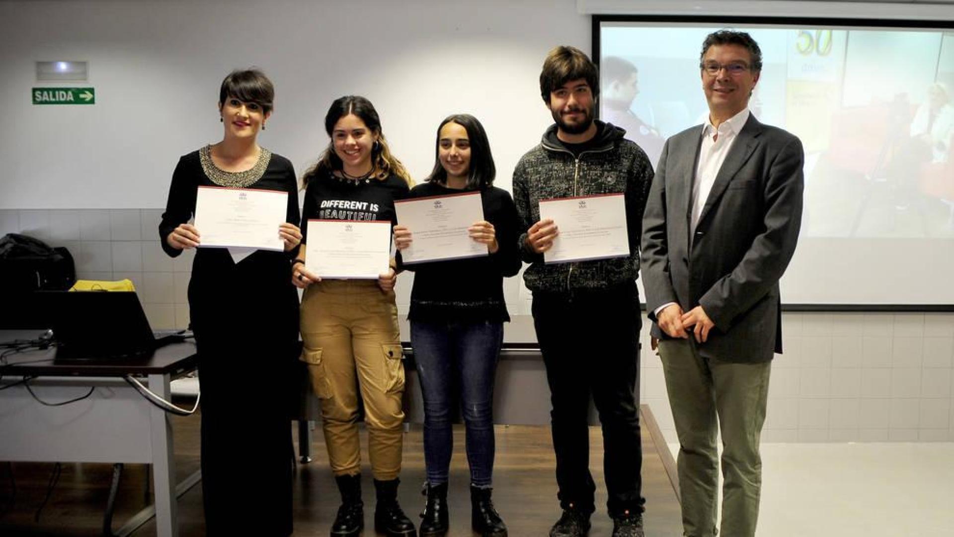 Marta Olcoz, Laura Hernández, Edurne Iturmendi, Aimar Esain y Alfonso Huarte.