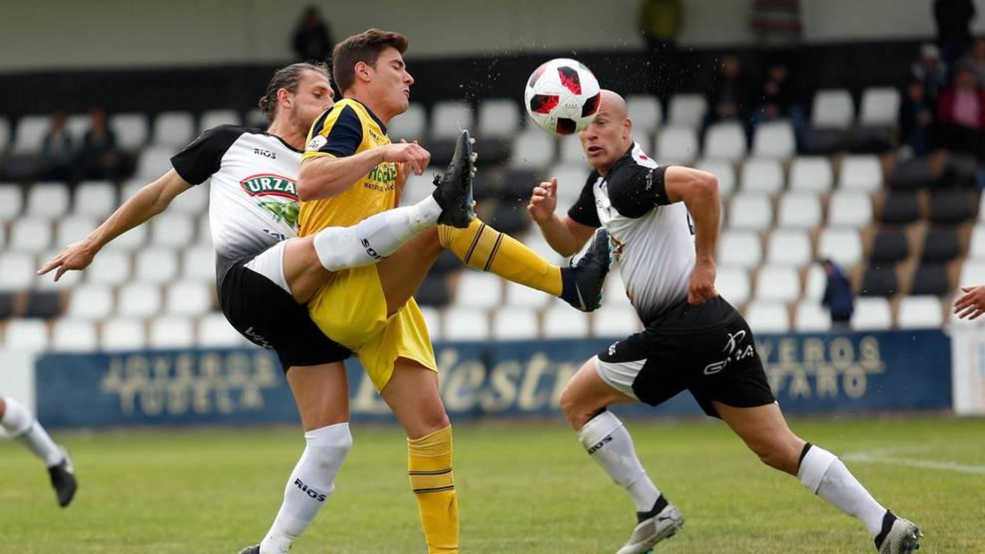 Imágenes del partido del Tudelano 1-1 Izarra