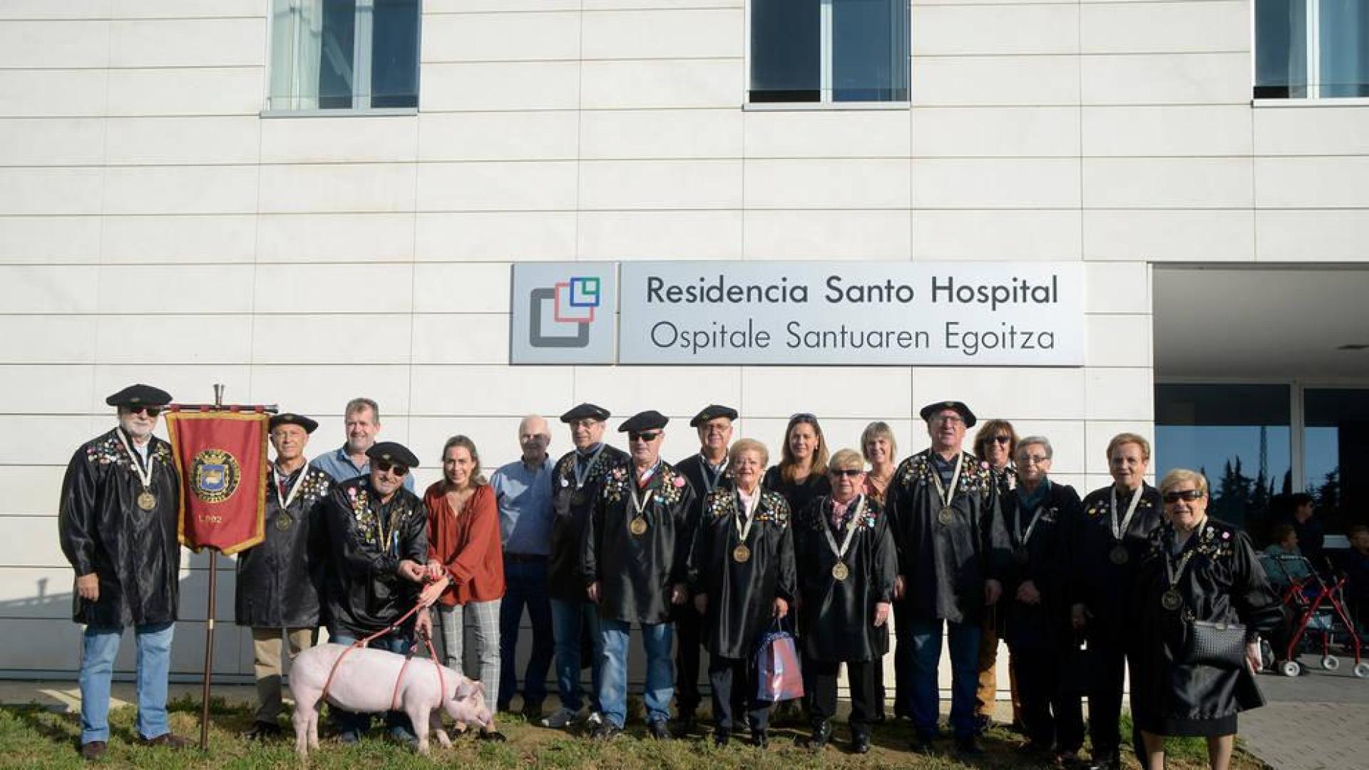 La cuta Escolástica llegó este sábado al Santo Hospital de Tafalla