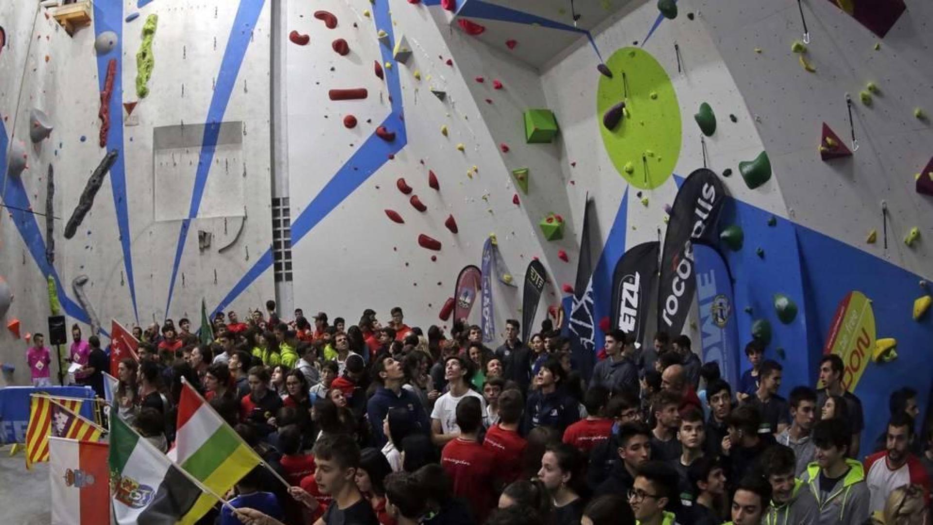 Berrioplano acoge a la elite nacional de escalada deportiva