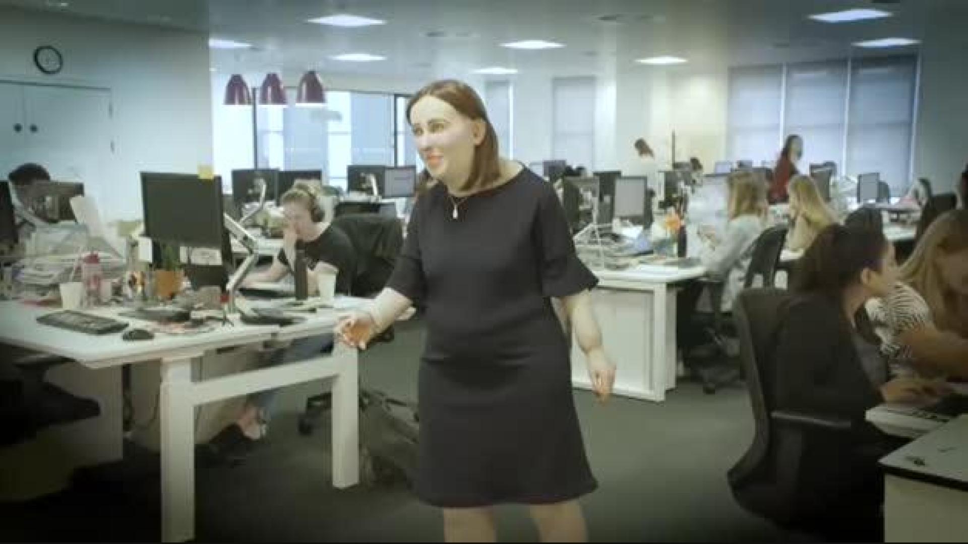 La deformación corporal que producirán las horas de trabajo en la oficina