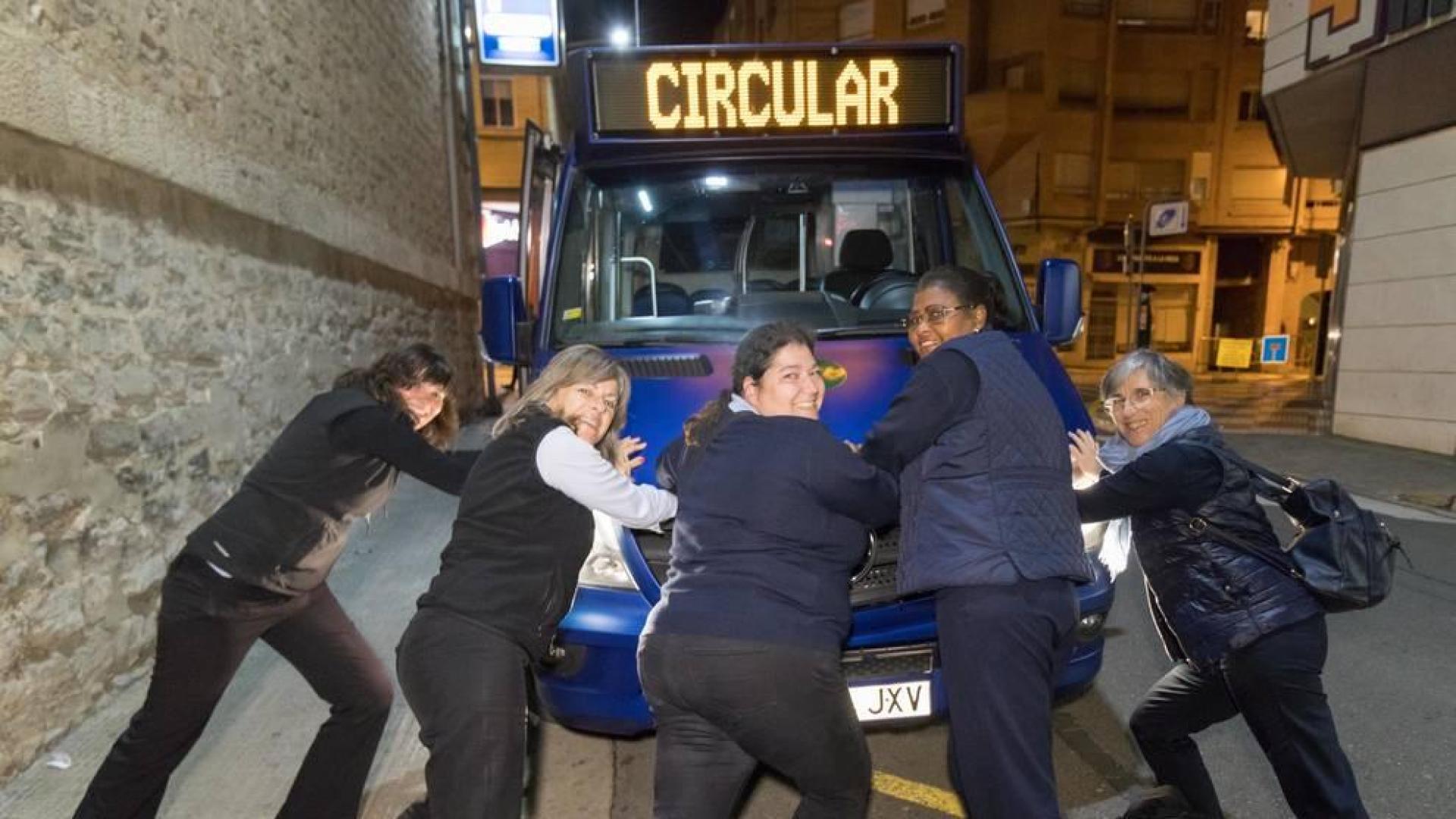 Mujeres al volante en el bus de Tudela