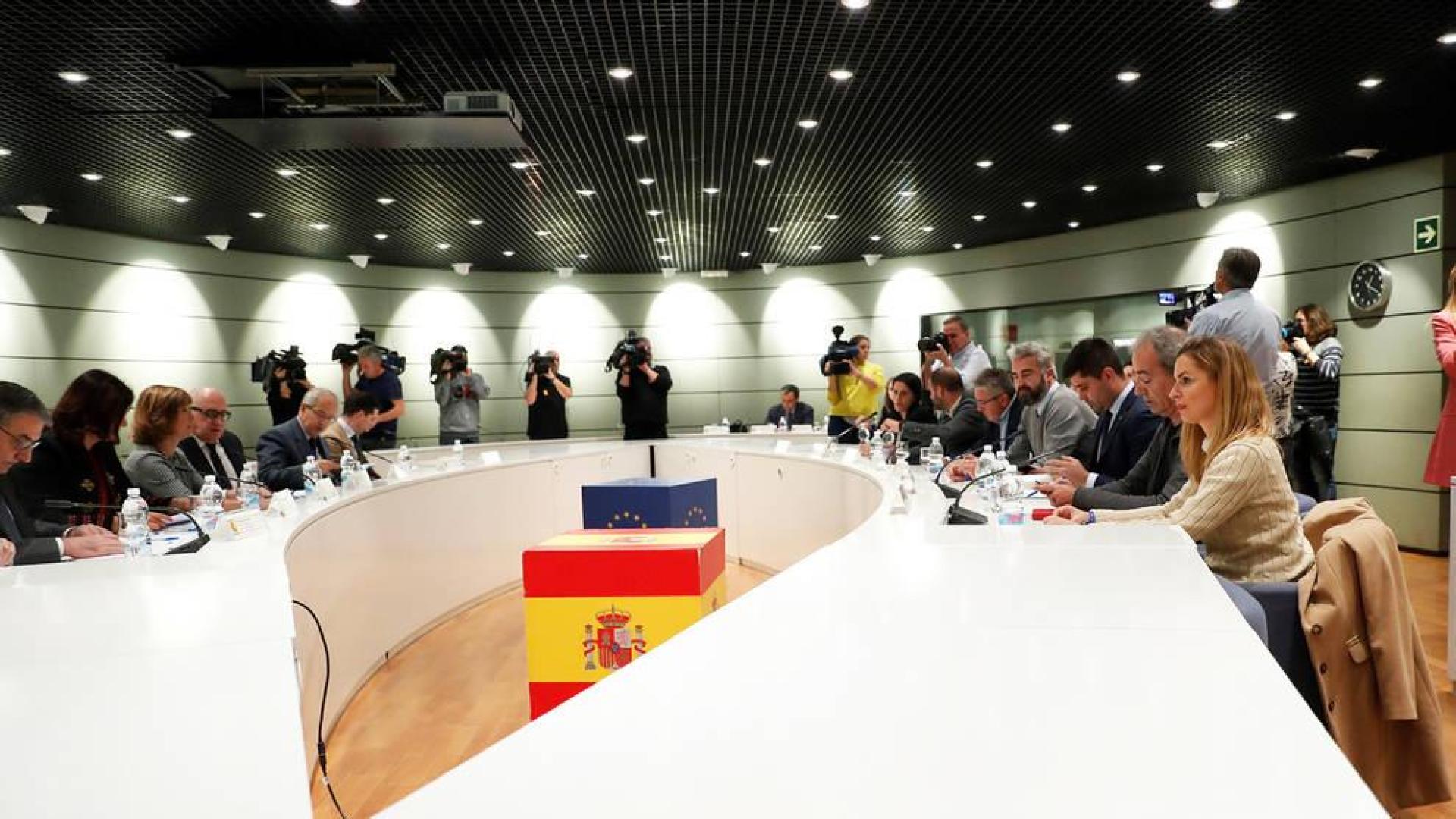 El acercamiento entre las partes no cancela la huelga en el fúbtol femenino