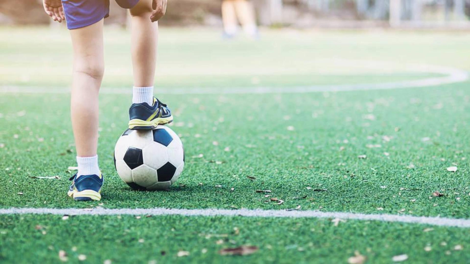 Una norma de la FIFA paraliza la licencia de 250 menores cada temporada en Navarra