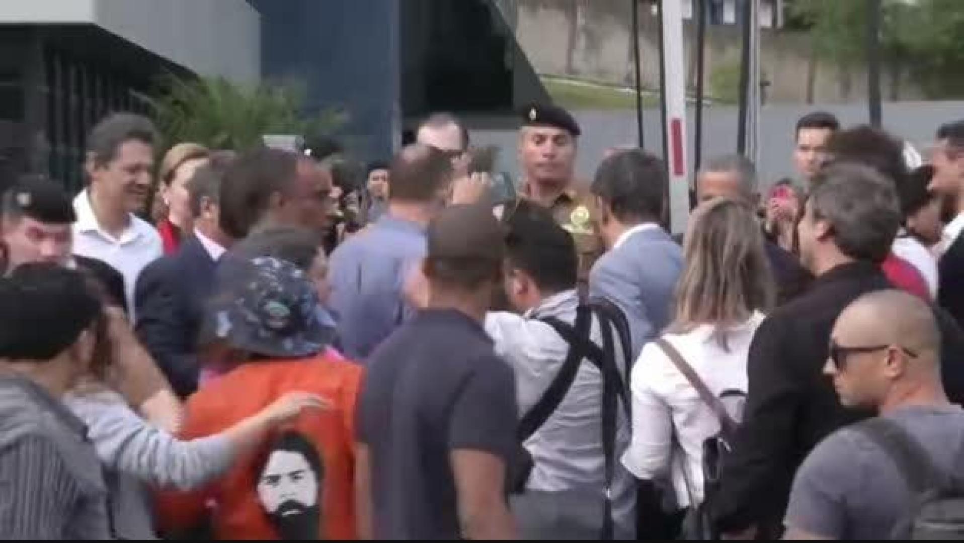 El expresidente de Brasil Lula da Silva sale de prisión