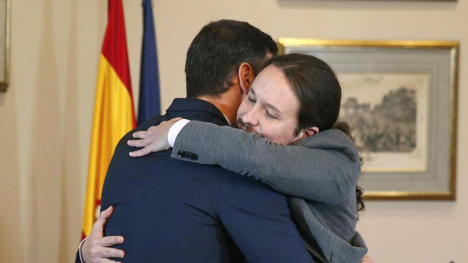 Sánchez e Iglesias firman un preacuerdo para un Gobierno de coalición