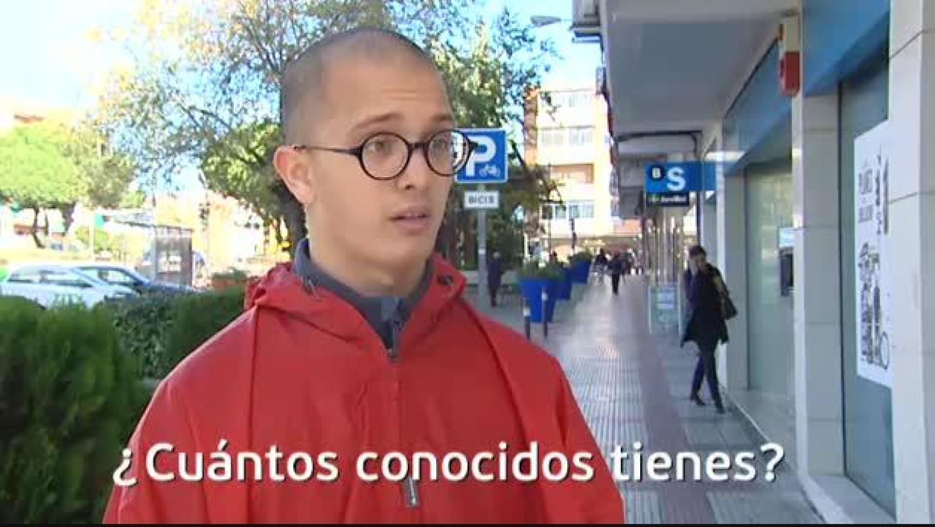 Un estudio asegura que en España tenemos de media 536 conocidos