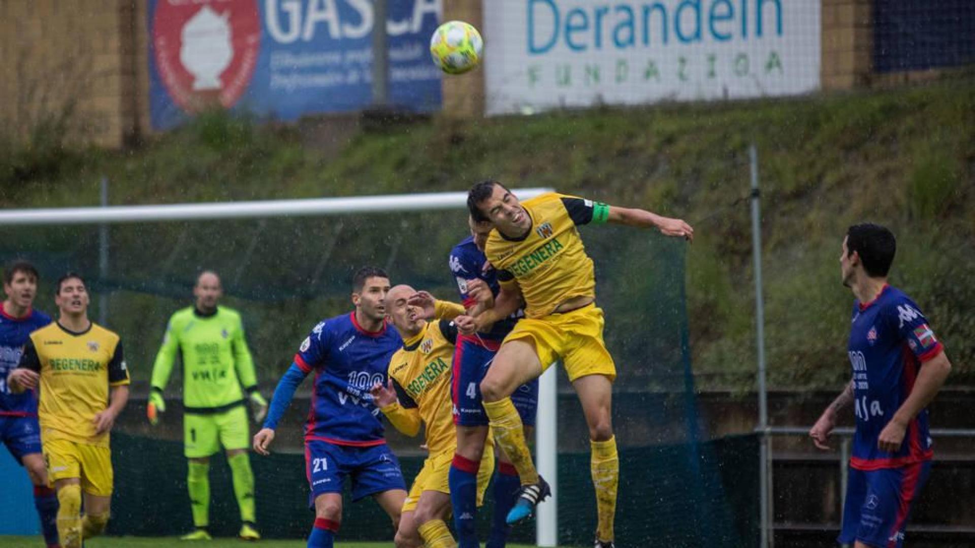 El Izarra resiste en Urritxe