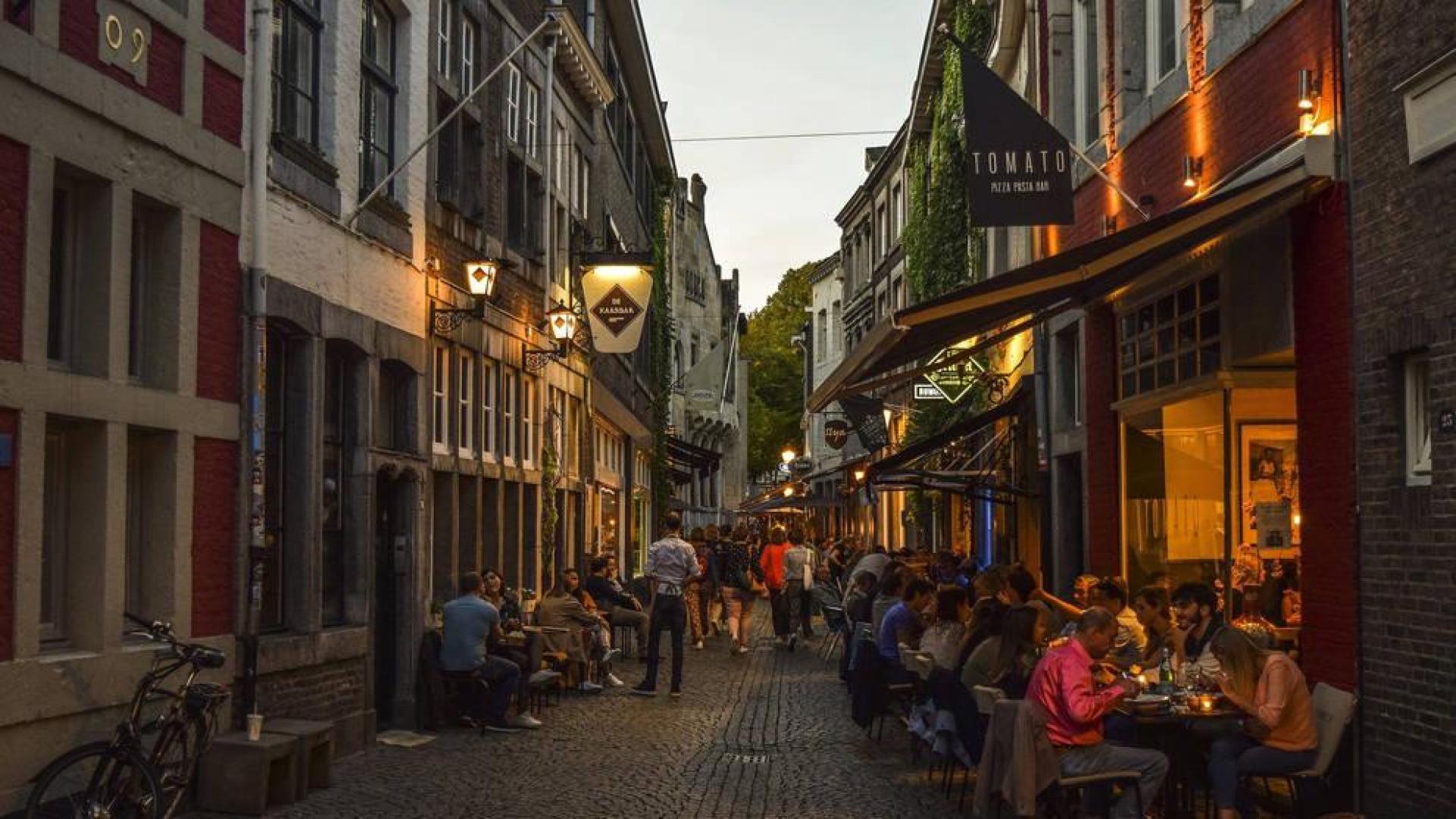 Comer por la noche, vinculado a una peor salud cardíaca para las mujeres