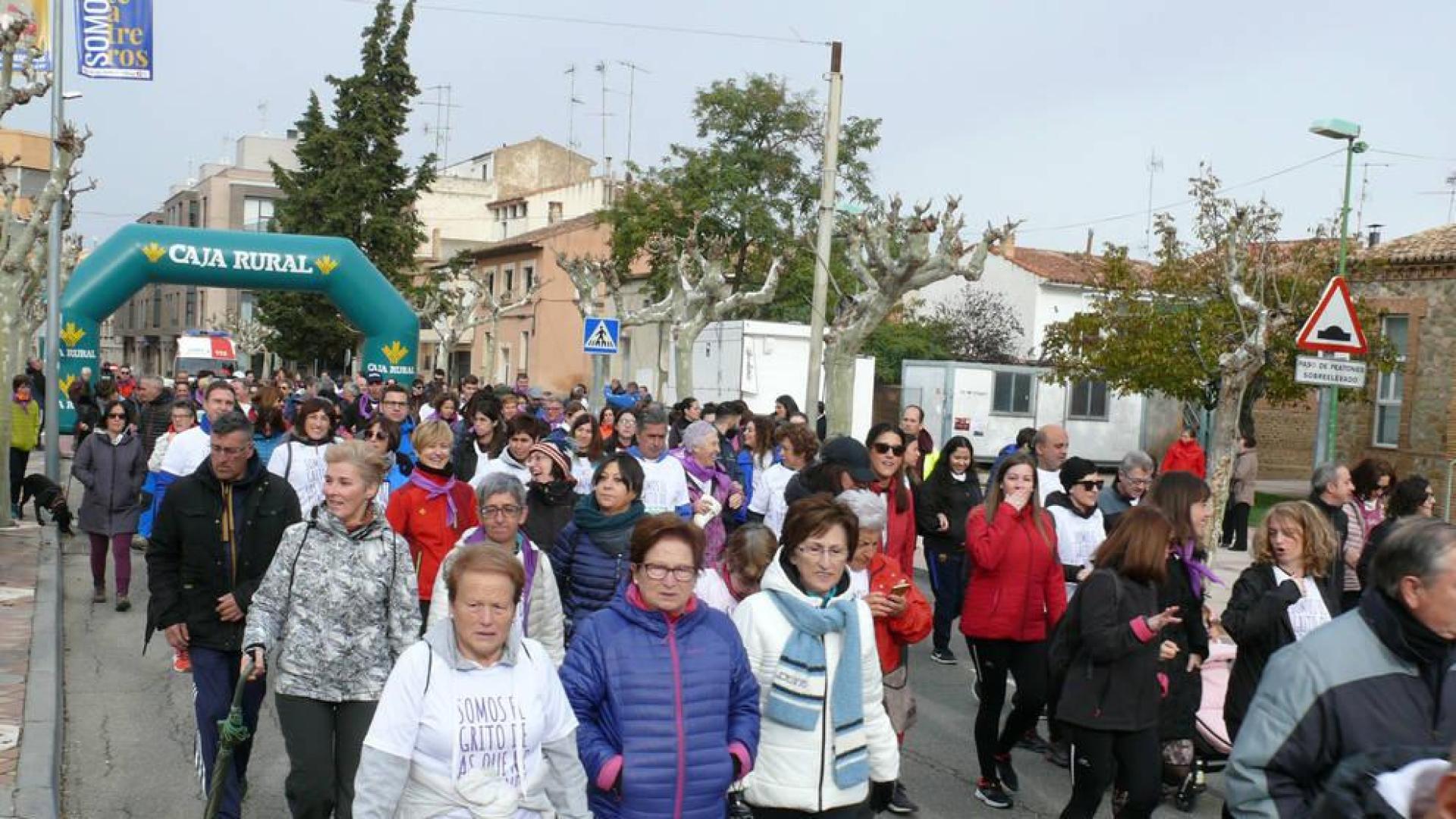 La V Marcha Solidaria reúne a 300 personas en Cintruénigo