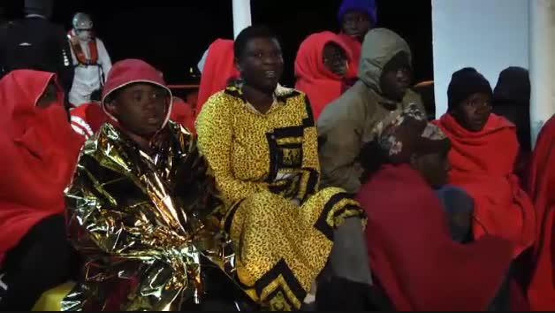 Llegan al puerto de Melilla los 81 migrantes rescatados en Chafarinas